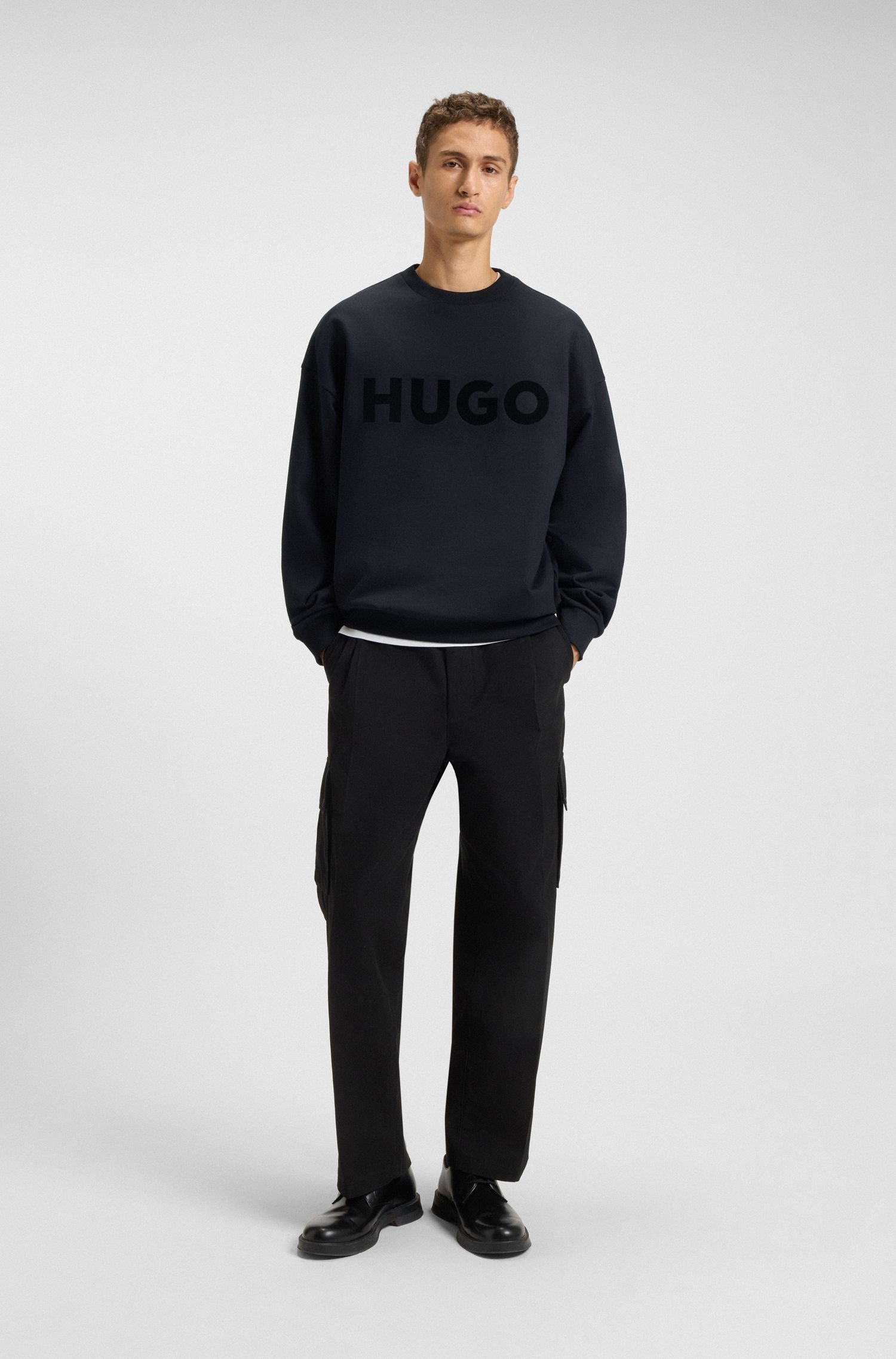 HUGO - Áo sweatshirt dáng oversized vải terry cotton in logo