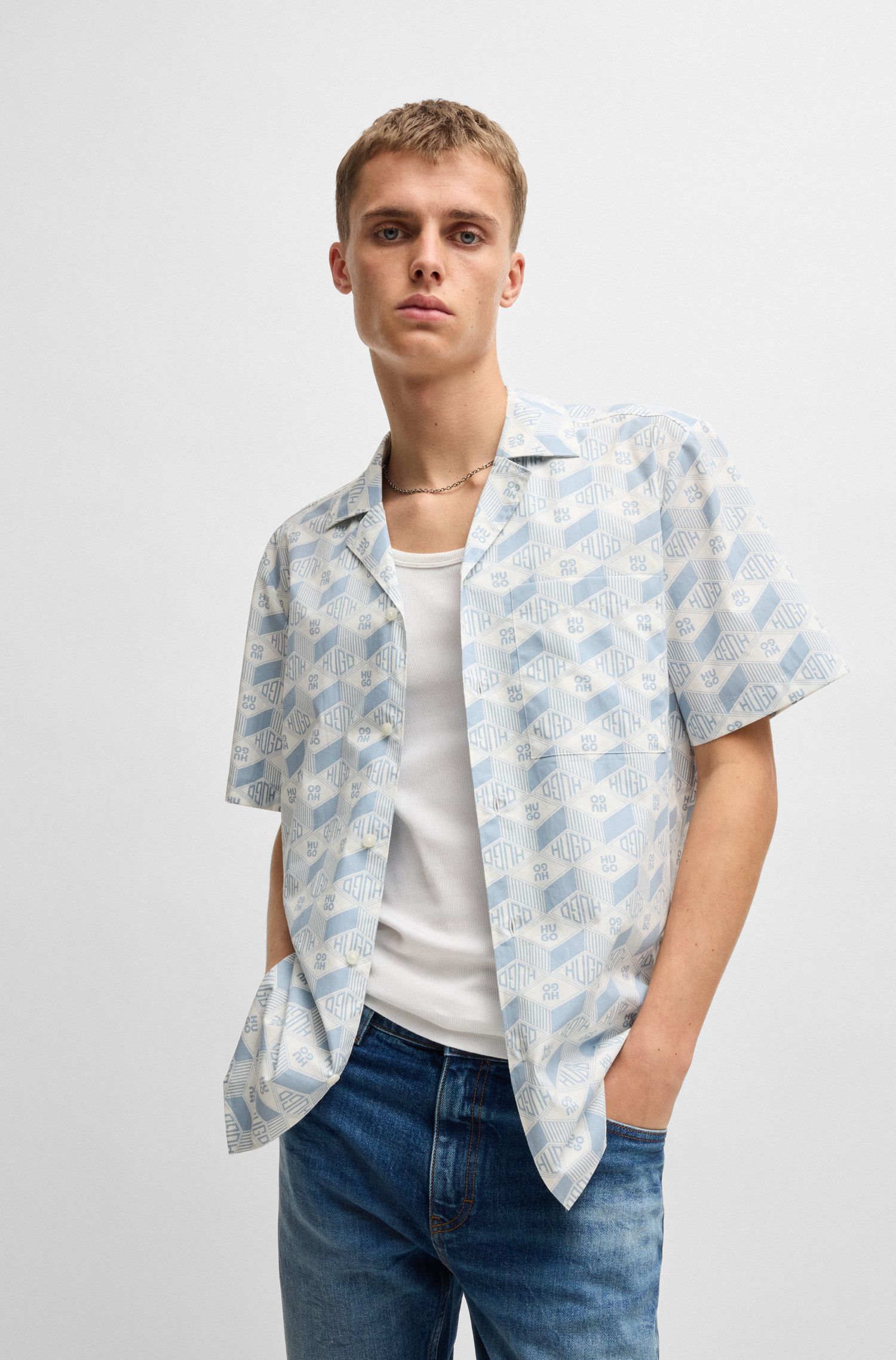 Áo sơ mi dáng relaxed vải cotton in logo hình học