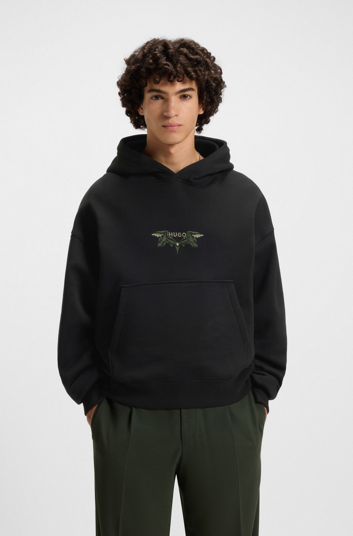 Áo hoodie vải cotton-terry thêu họa tiết