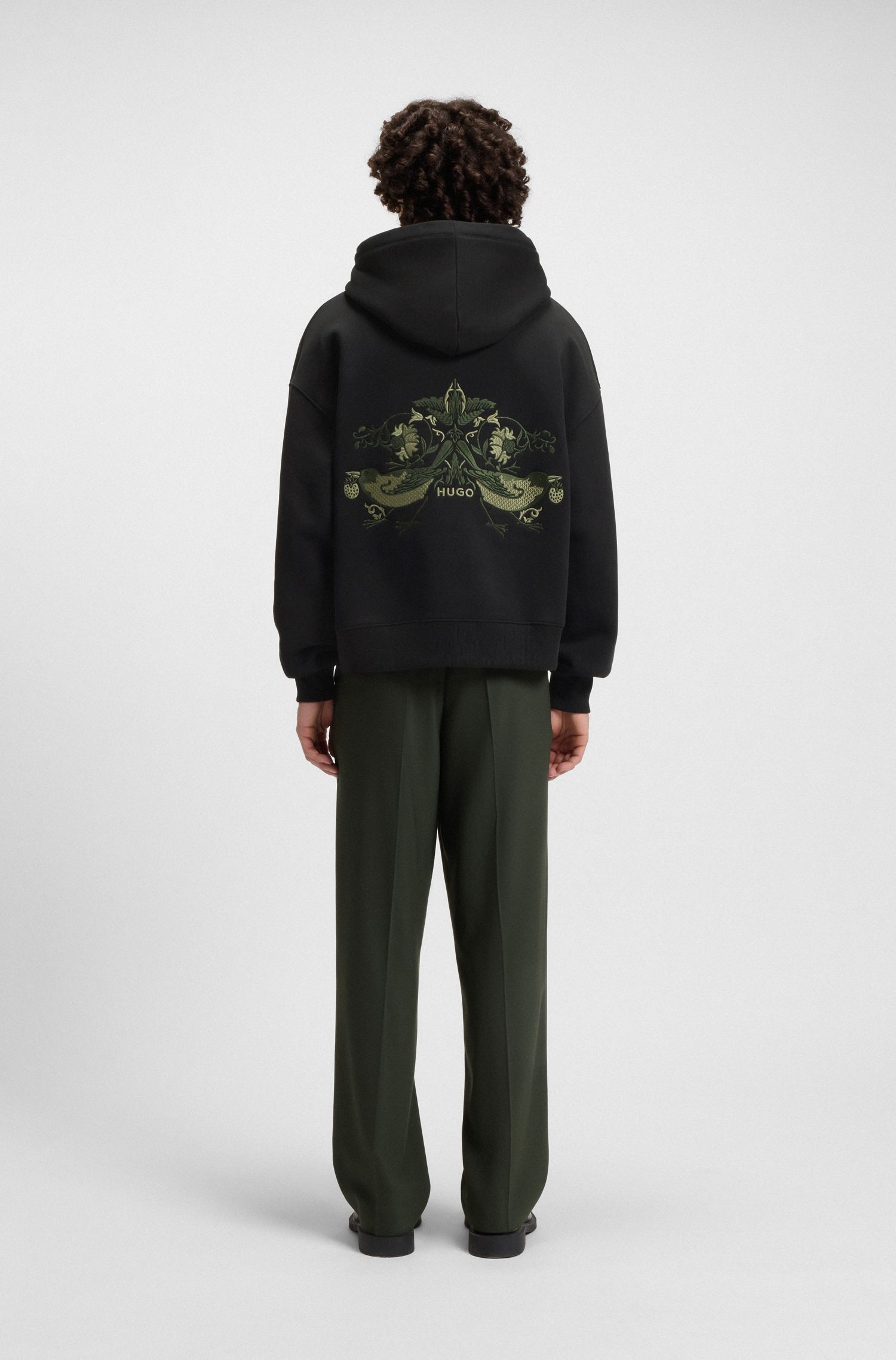 HUGO - Áo hoodie vải cotton-terry thêu họa tiết