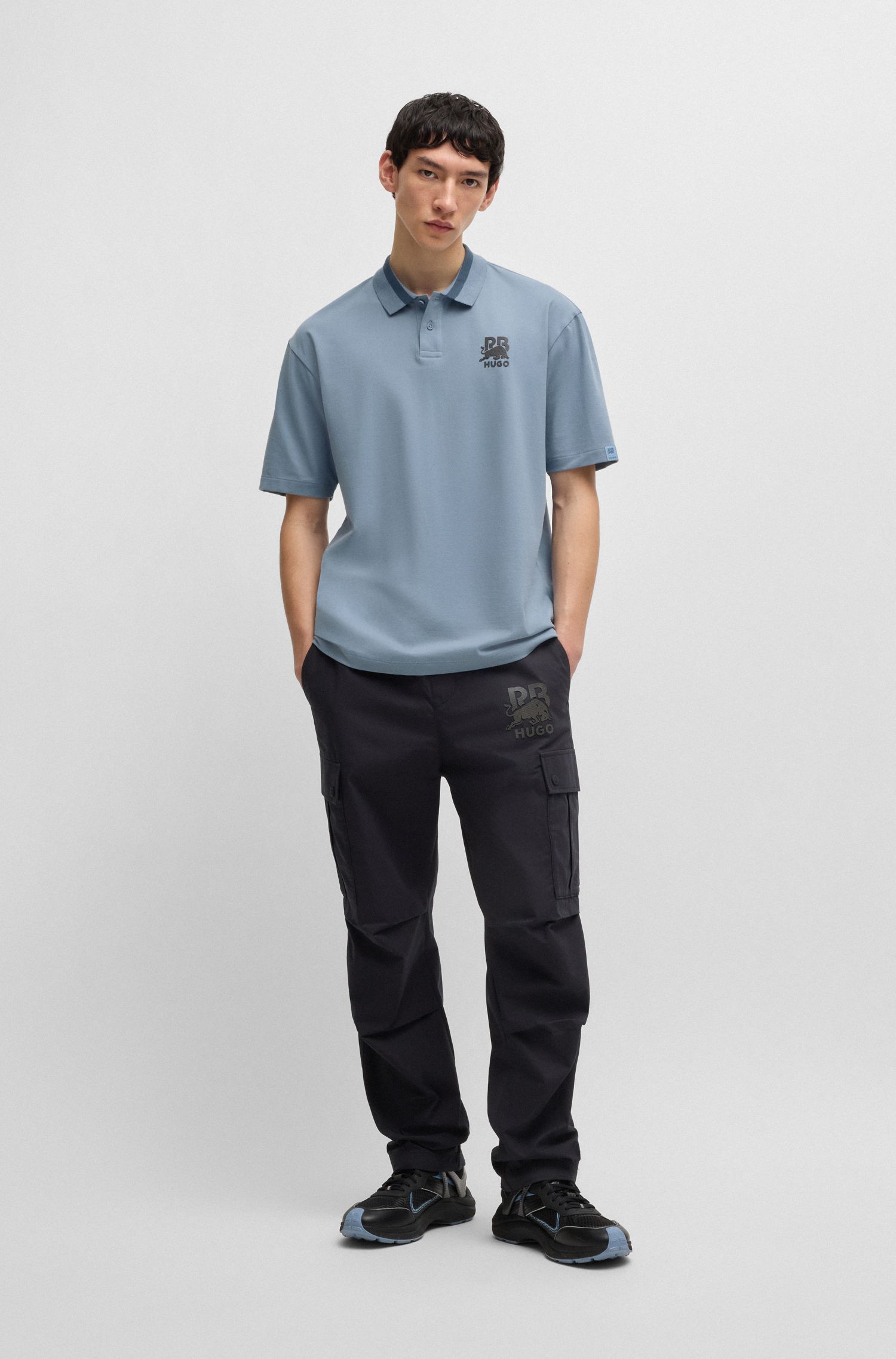 HUGO x RB Áo polo logo carbon in ẩn chất cotton co giãn