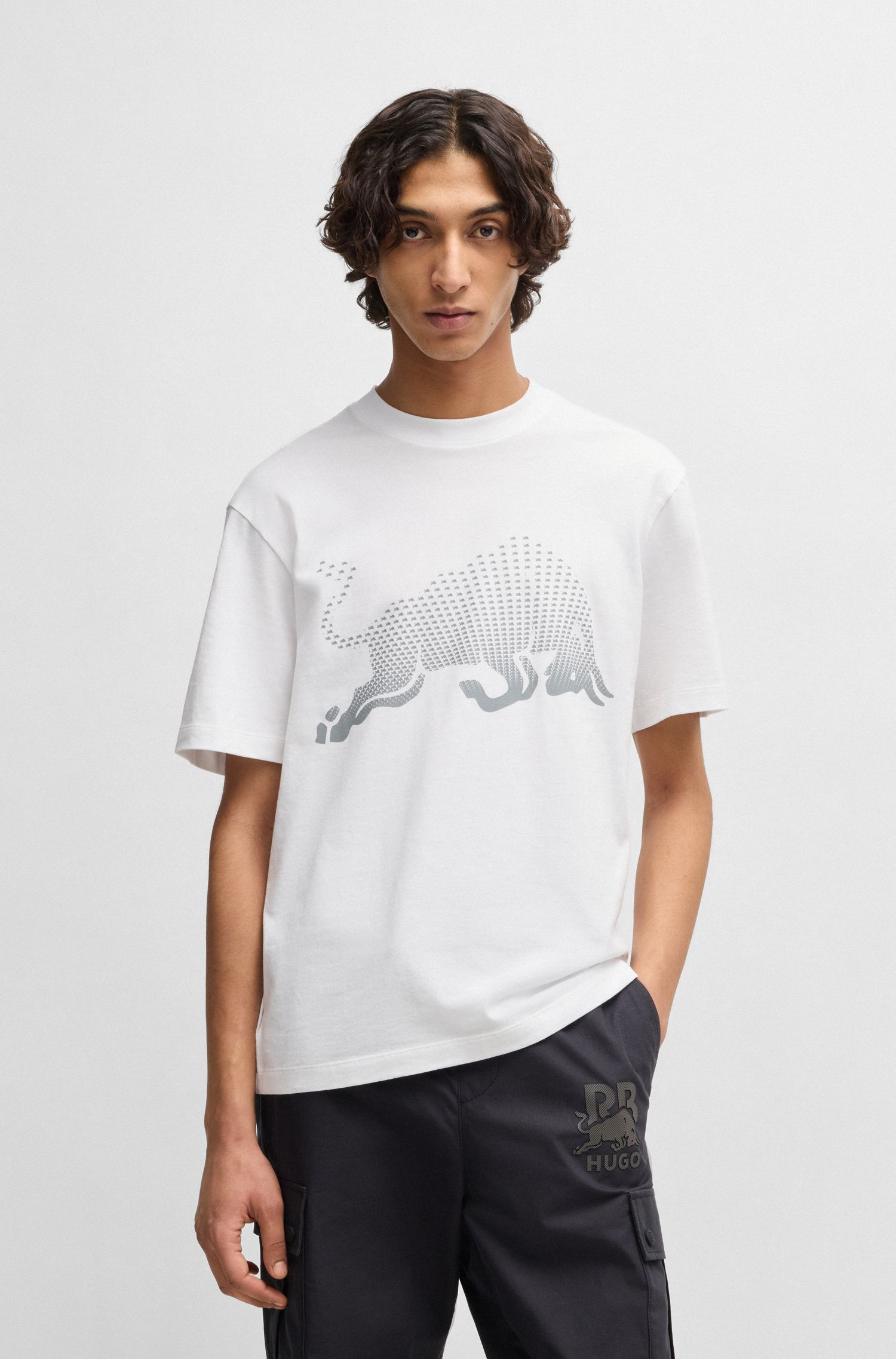 HUGO x RB Áo thun cotton họa tiết bò tót chuyển màu