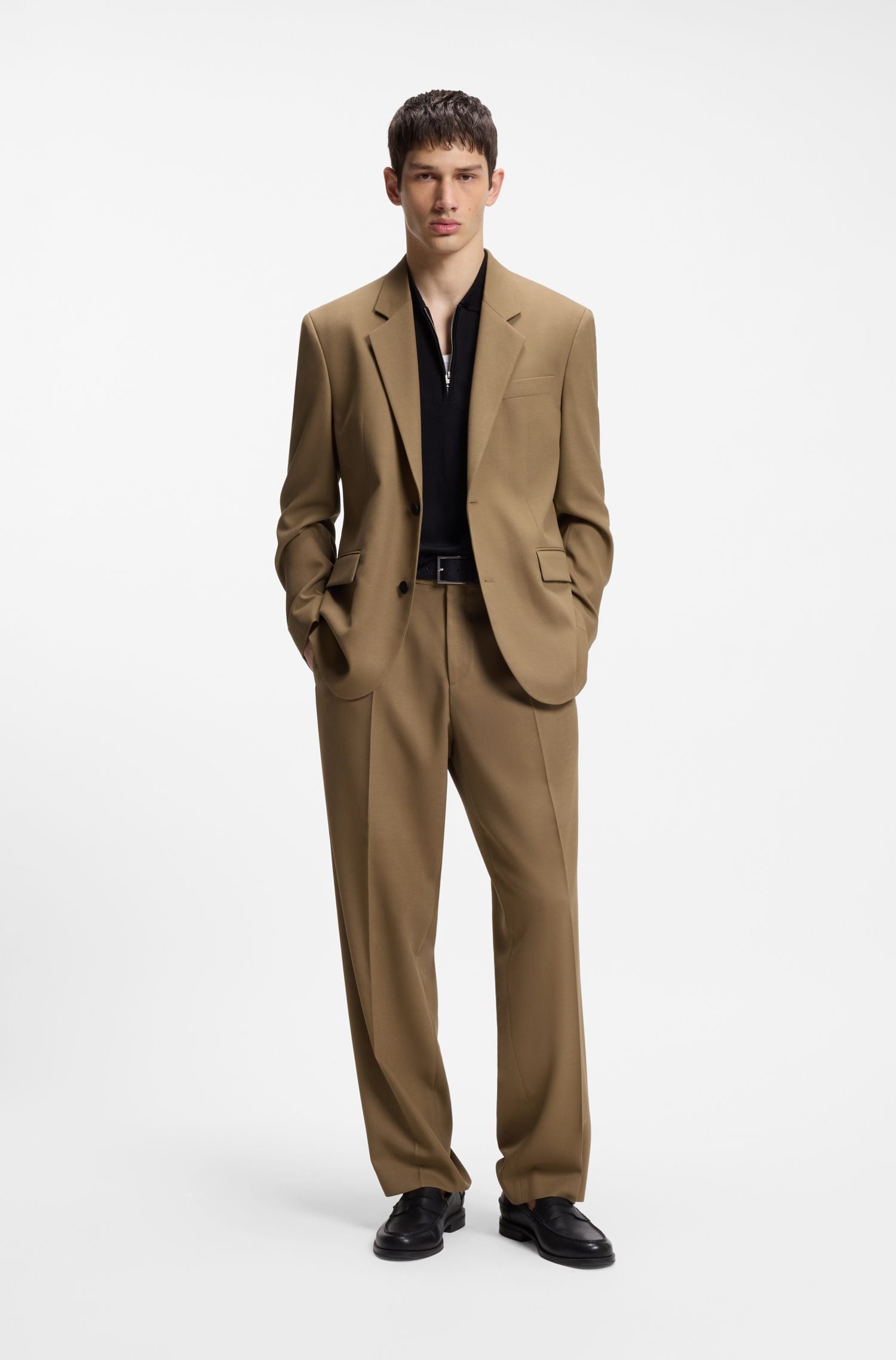 Áo blazer vải twill co giãn hiệu suất kiểu dáng hiện đại