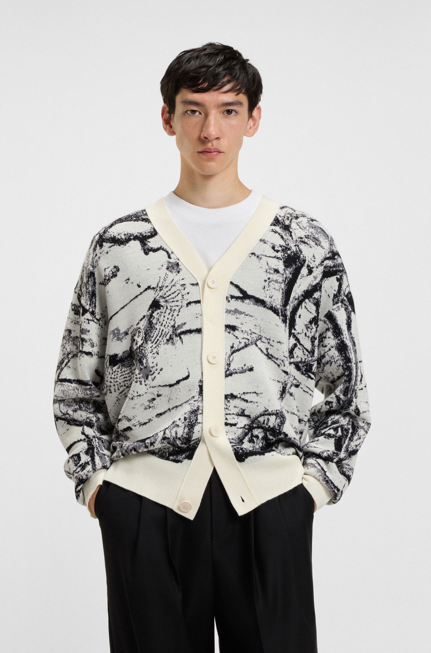 Áo cardigan oversized họa tiết jacquard