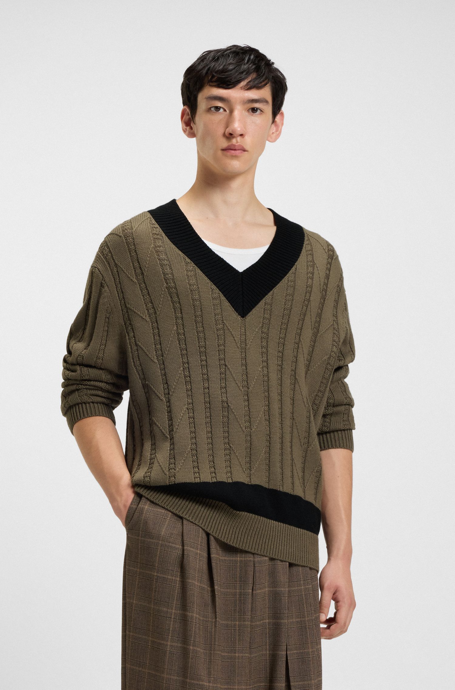 HUGO - Áo len oversized phối dệt kim, cổ chữ V viền tương phản
