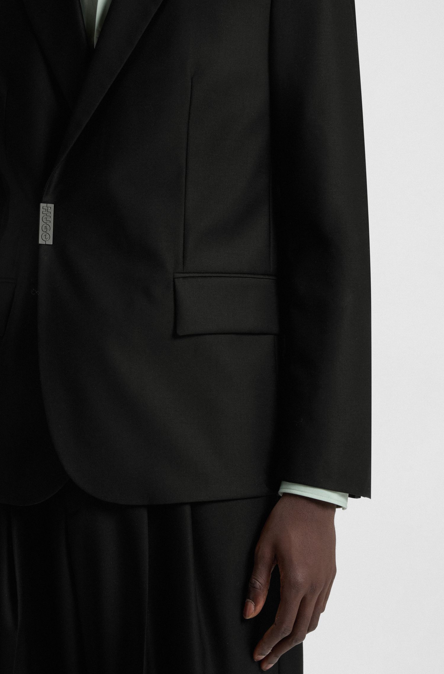 HUGO - Áo khoác suit dáng slim-fit với khóa logo