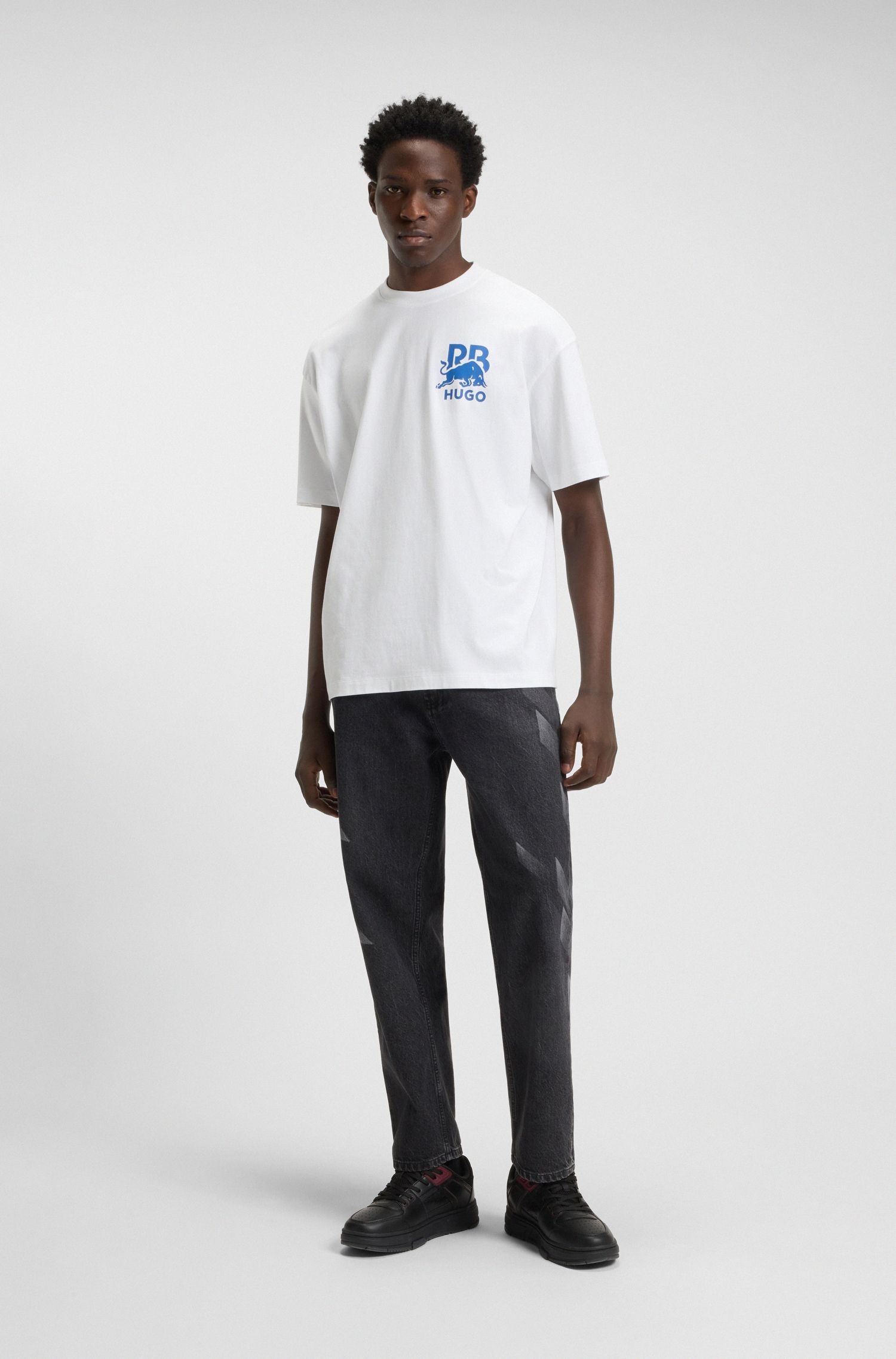 HUGO - Áo thun cotton HUGO x RB với logo hình bò tót Racing Bulls