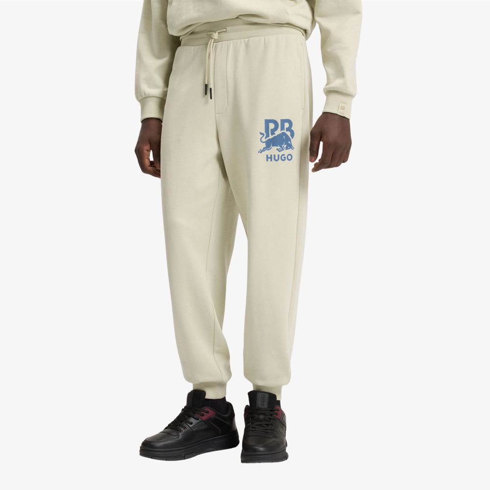 Quần sweatpants cotton terry HUGO x RB với hình in bò tót Racing Bulls