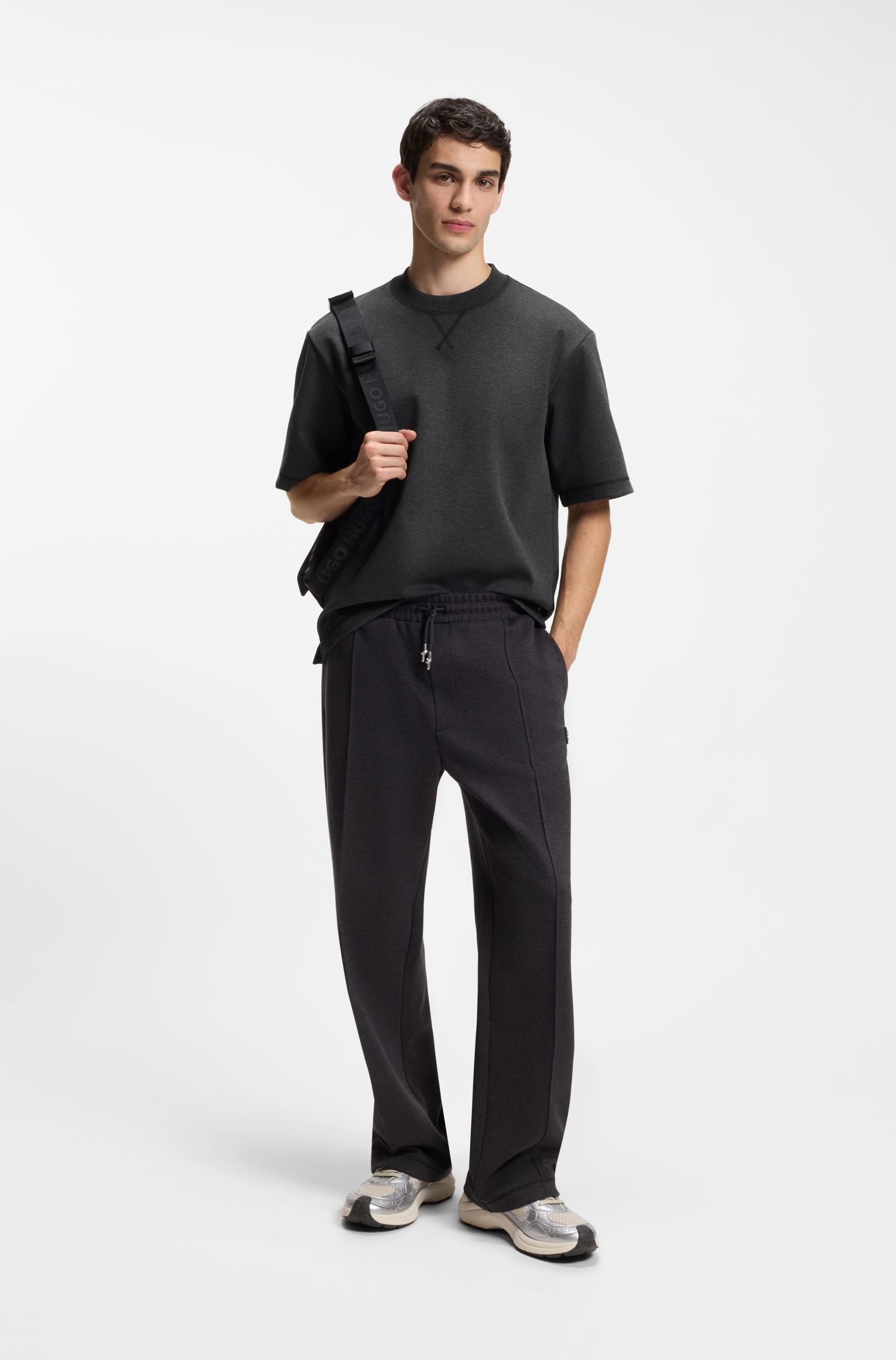 HUGO - Áo thun may vắt sổ relaxed fit