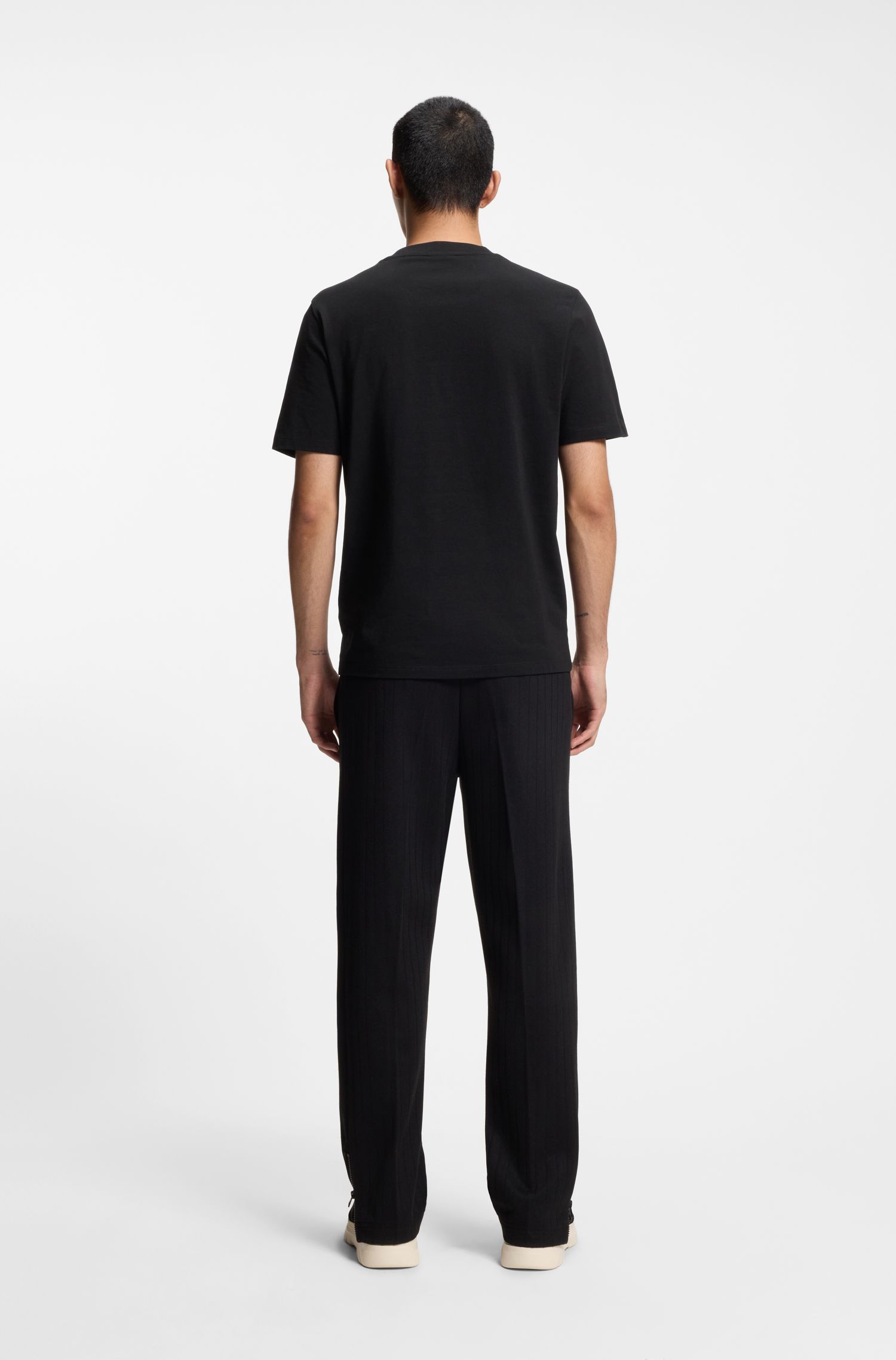 Áo thun in logo cao su, chất liệu cotton jersey
