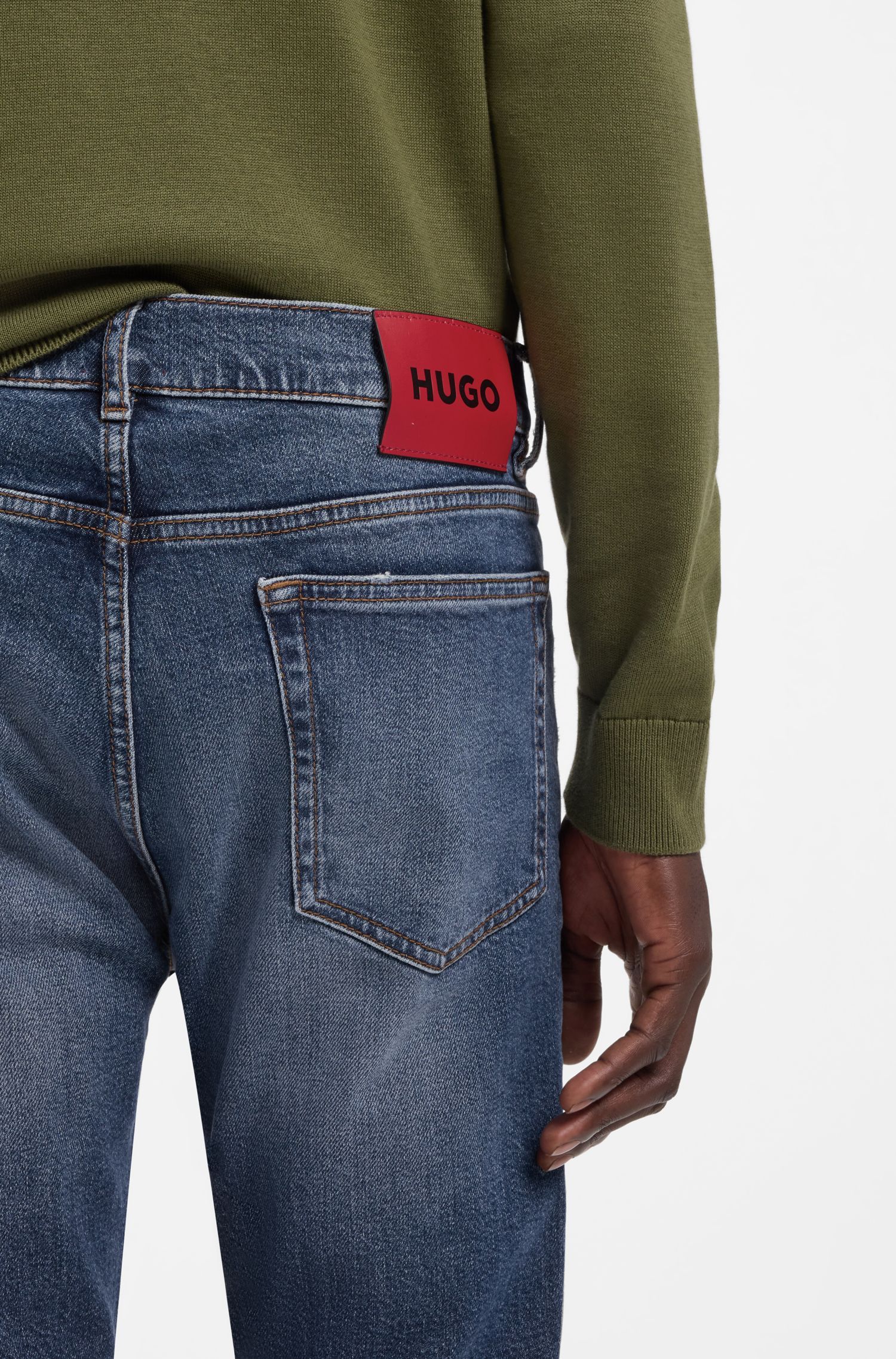 HUGO - Quần jeans slim-fit màu xanh đậm, chất liệu denim co giãn thoải mái