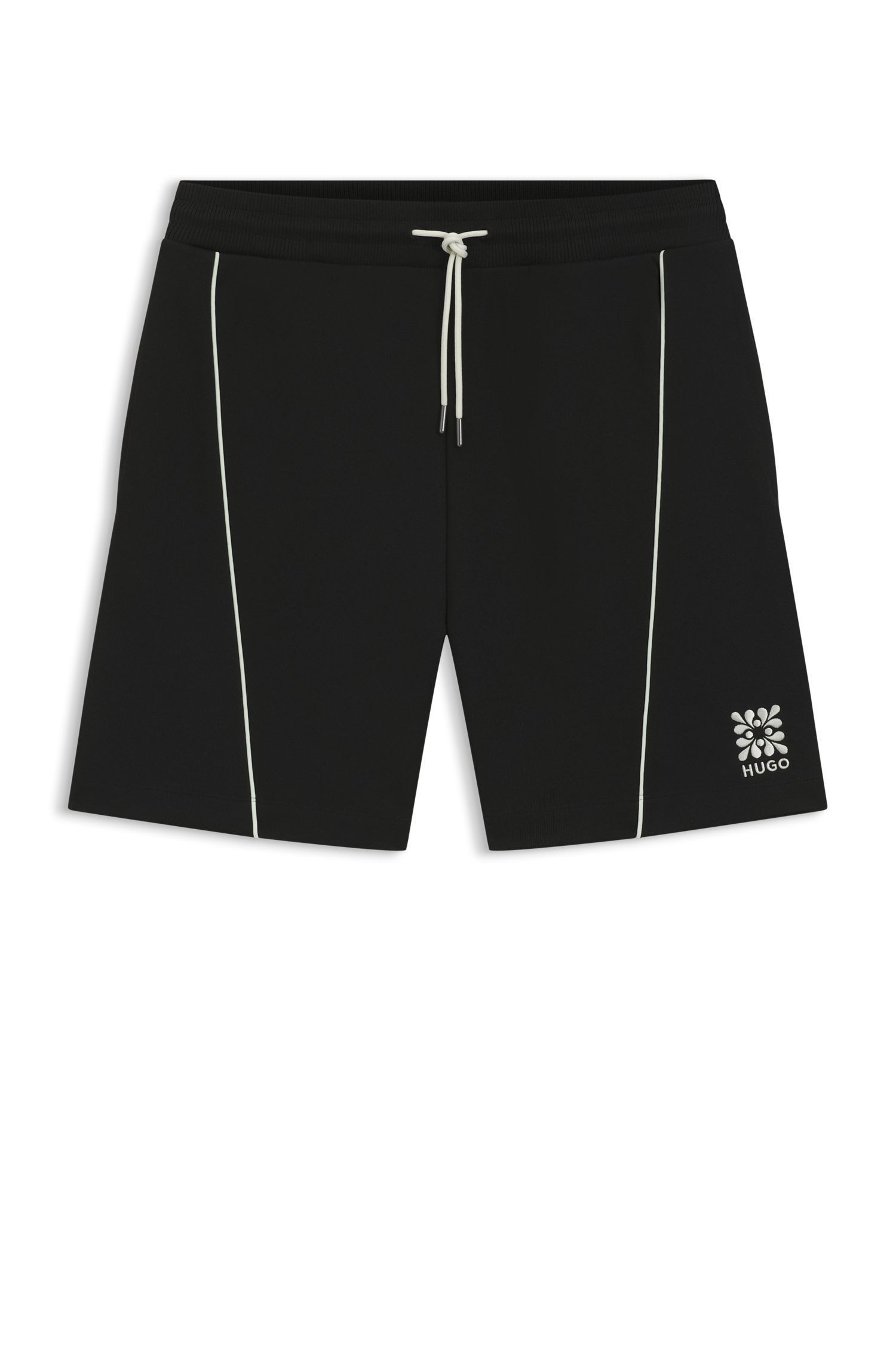 Quần short pha cotton với họa tiết logo thêu.