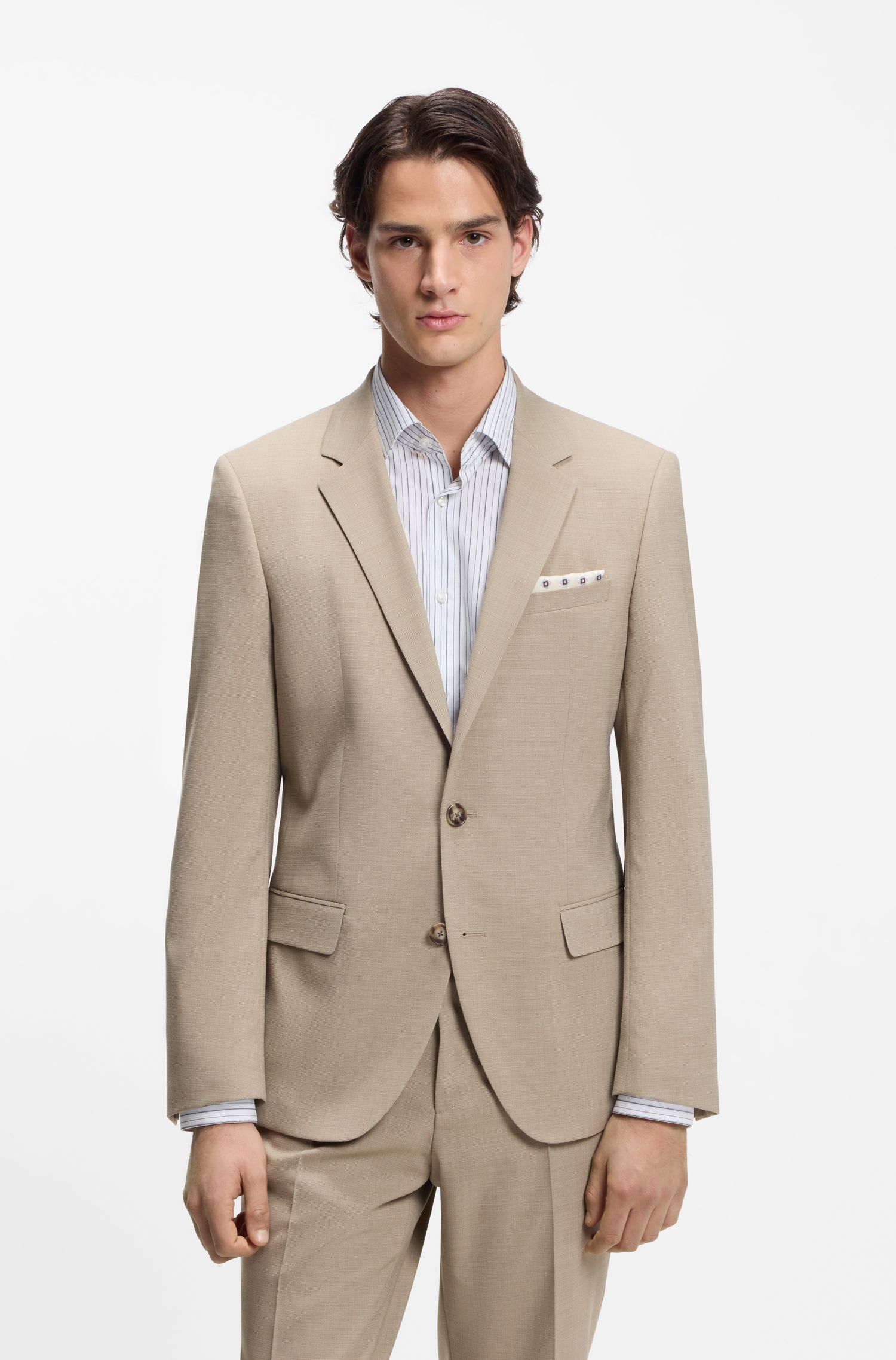 Bộ vest hai mảnh slim-fit, vải co giãn