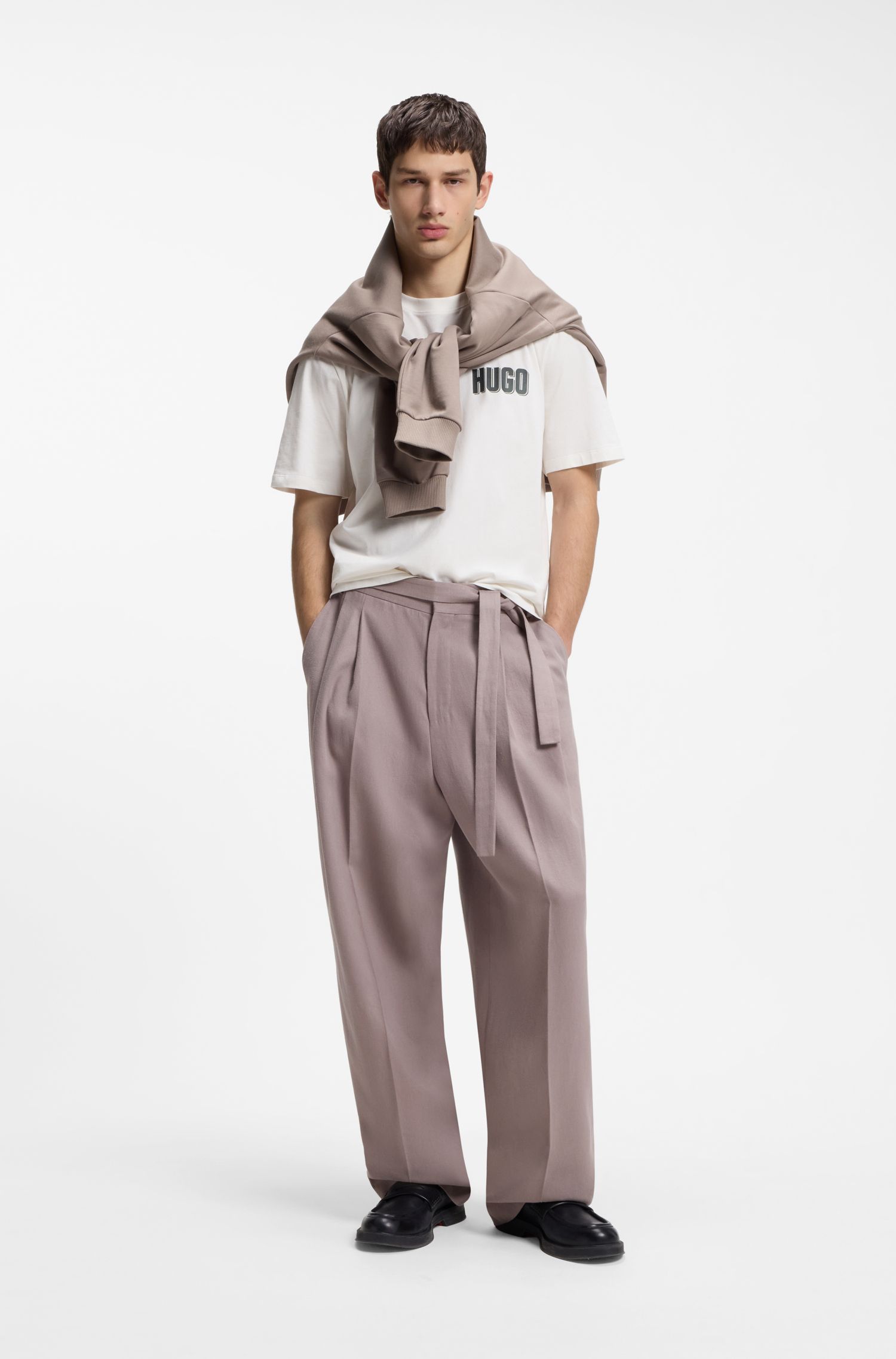 HUGO - Áo thun cotton jersey với hình in ở phía sau.