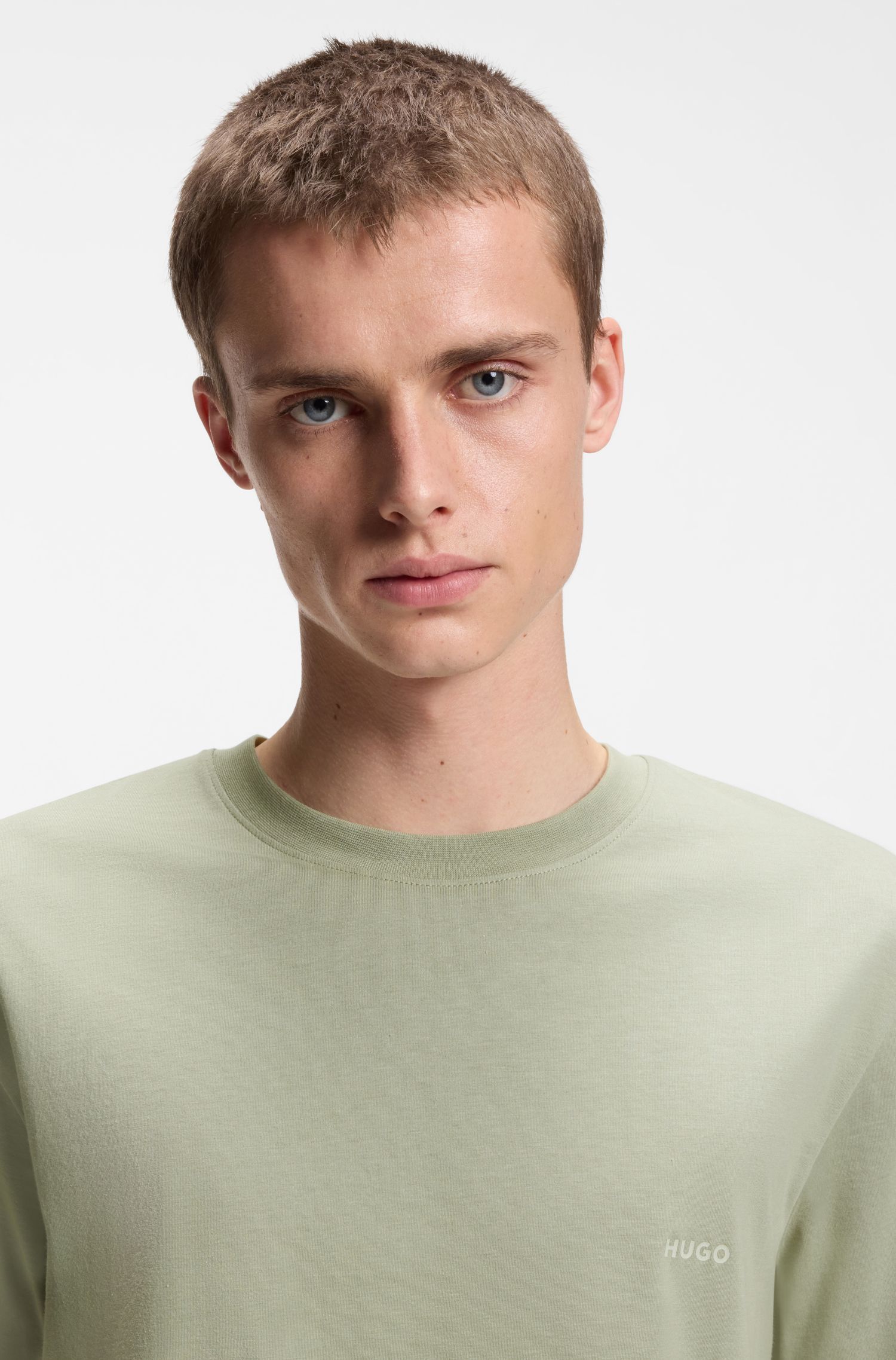 HUGO - Áo thun cotton jersey với hình in ở phía sau.