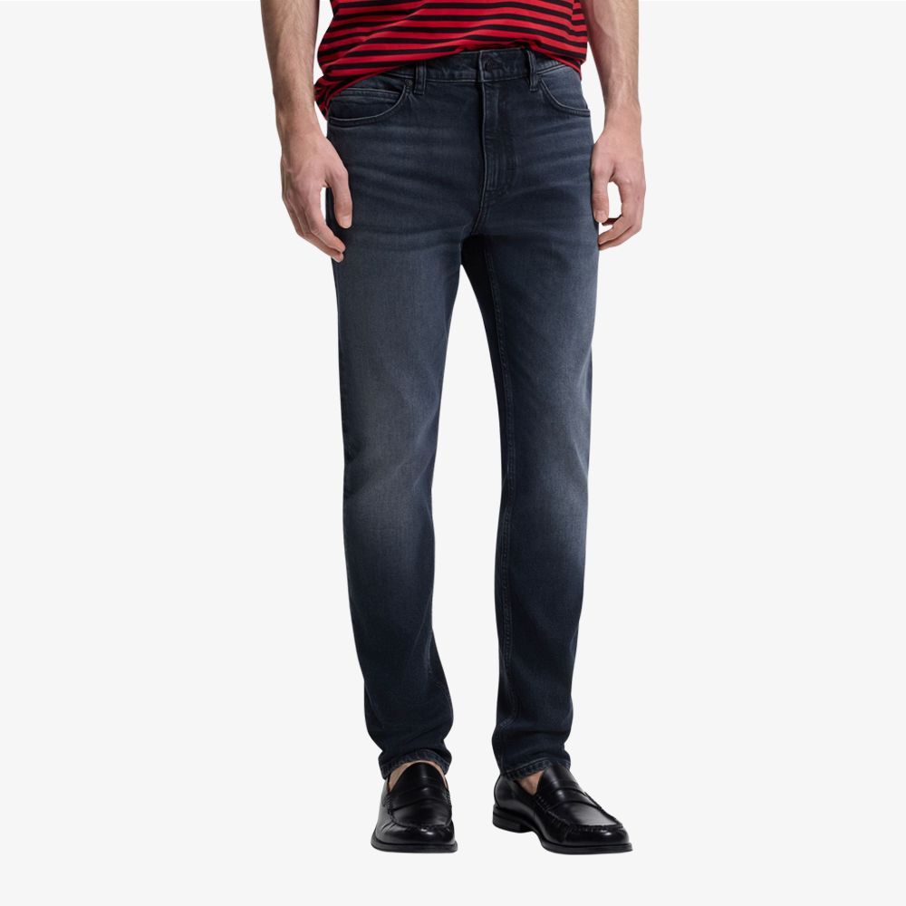 HUGO - Quần jeans dáng ôm màu xanh đậm, chất liệu denim co giãn.