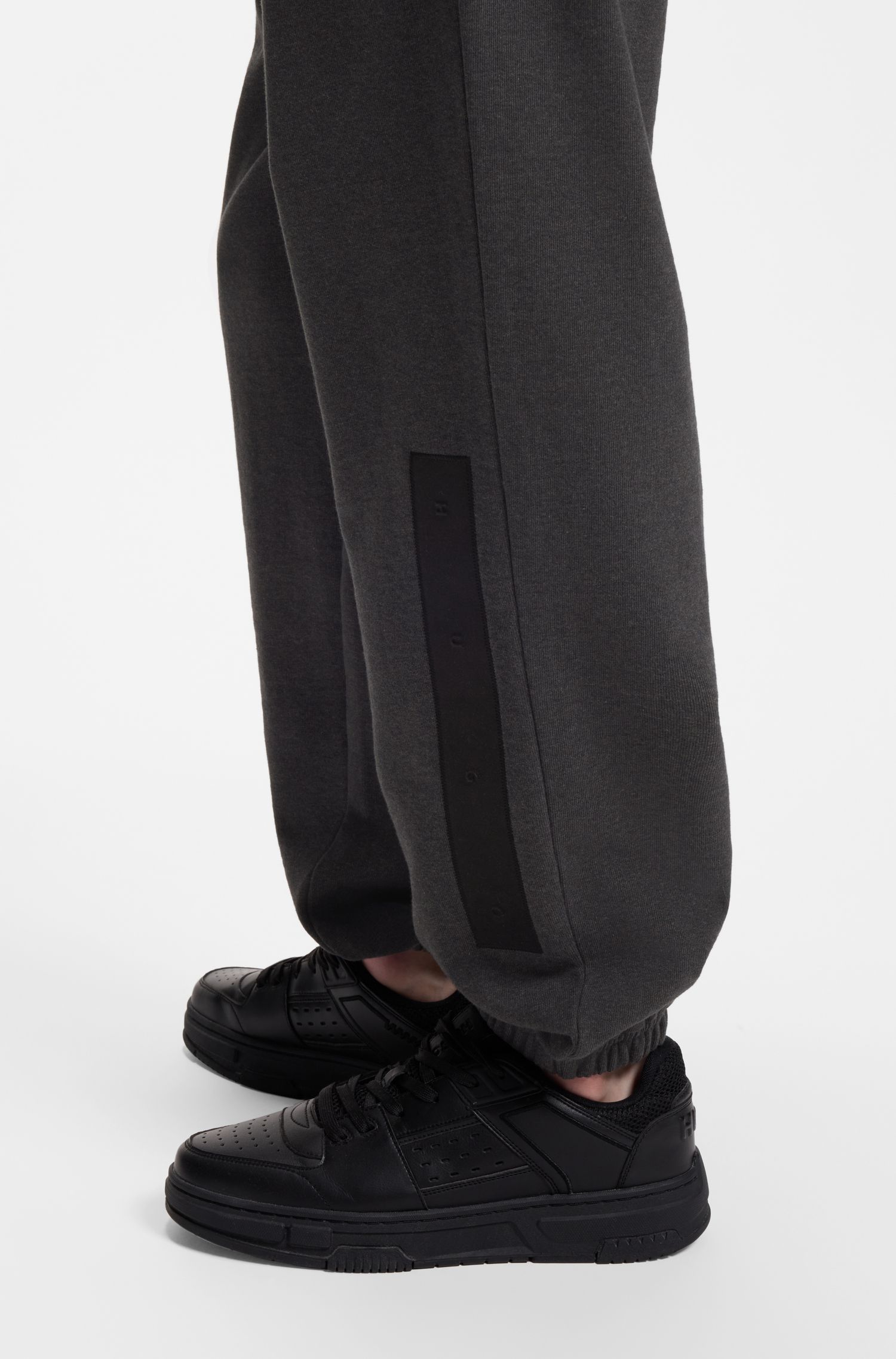 HUGO - Quần jogger HUGO Dalipant relaxed fit