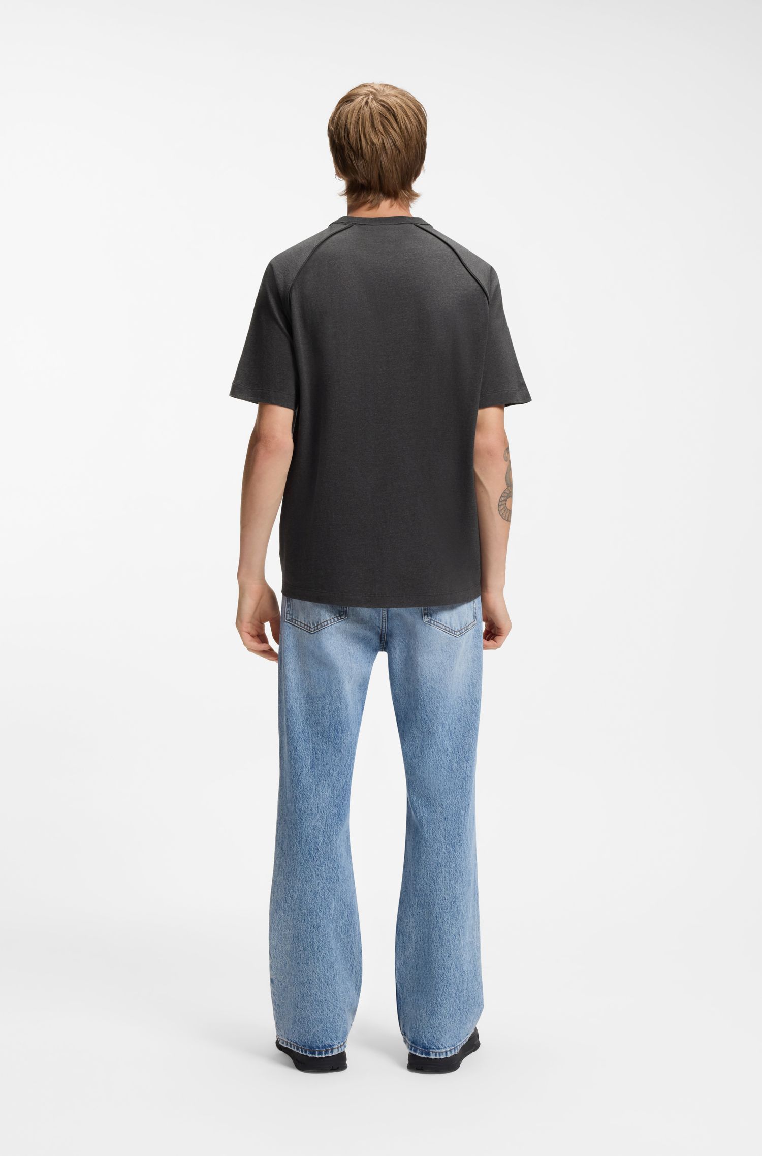HUGO - Áo thun HUGO regular fit