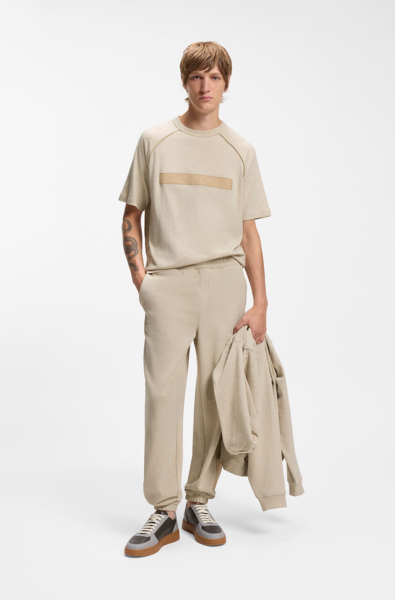 HUGO - Áo thun HUGO regular fit