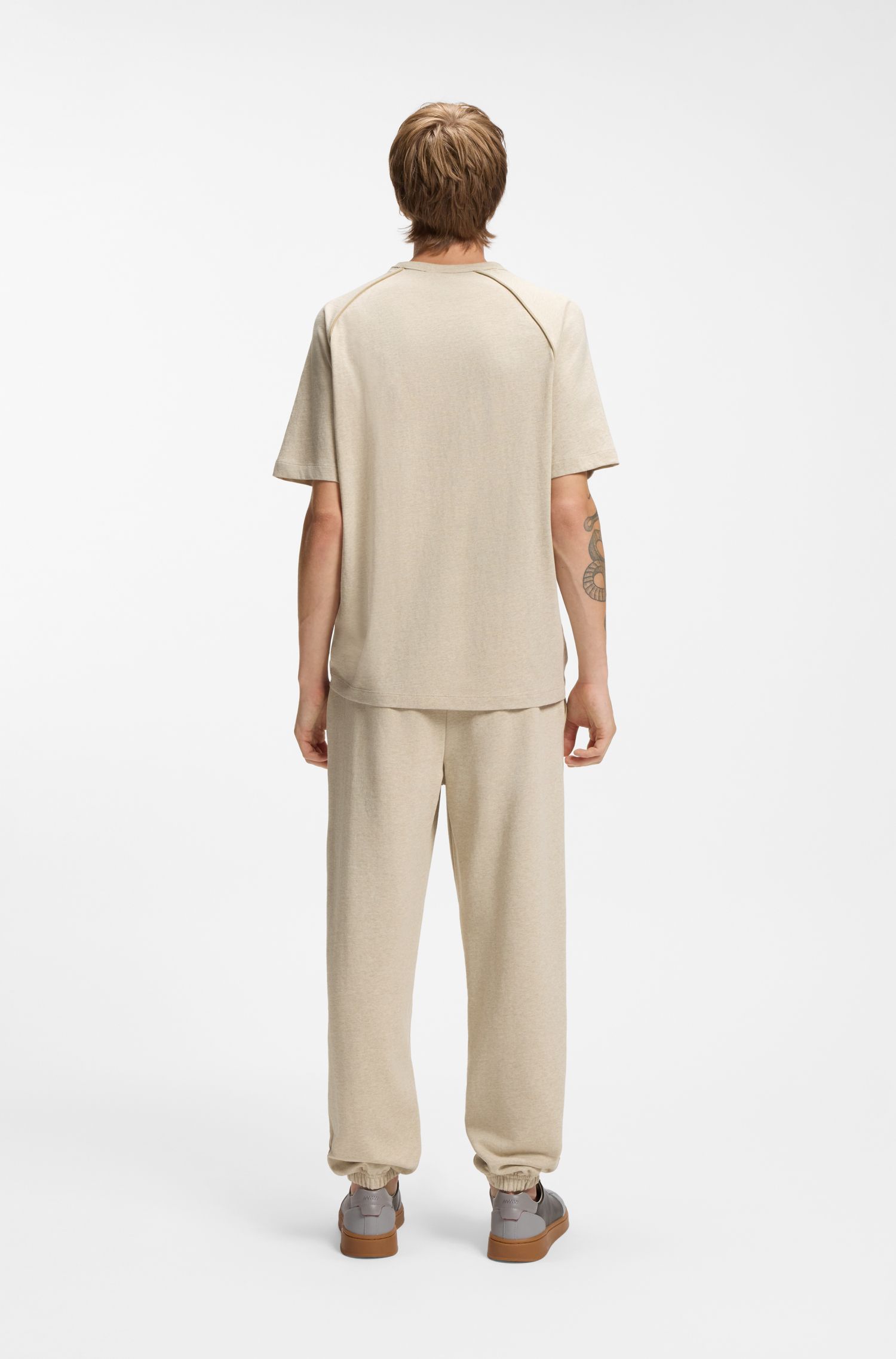 HUGO - Áo thun HUGO regular fit