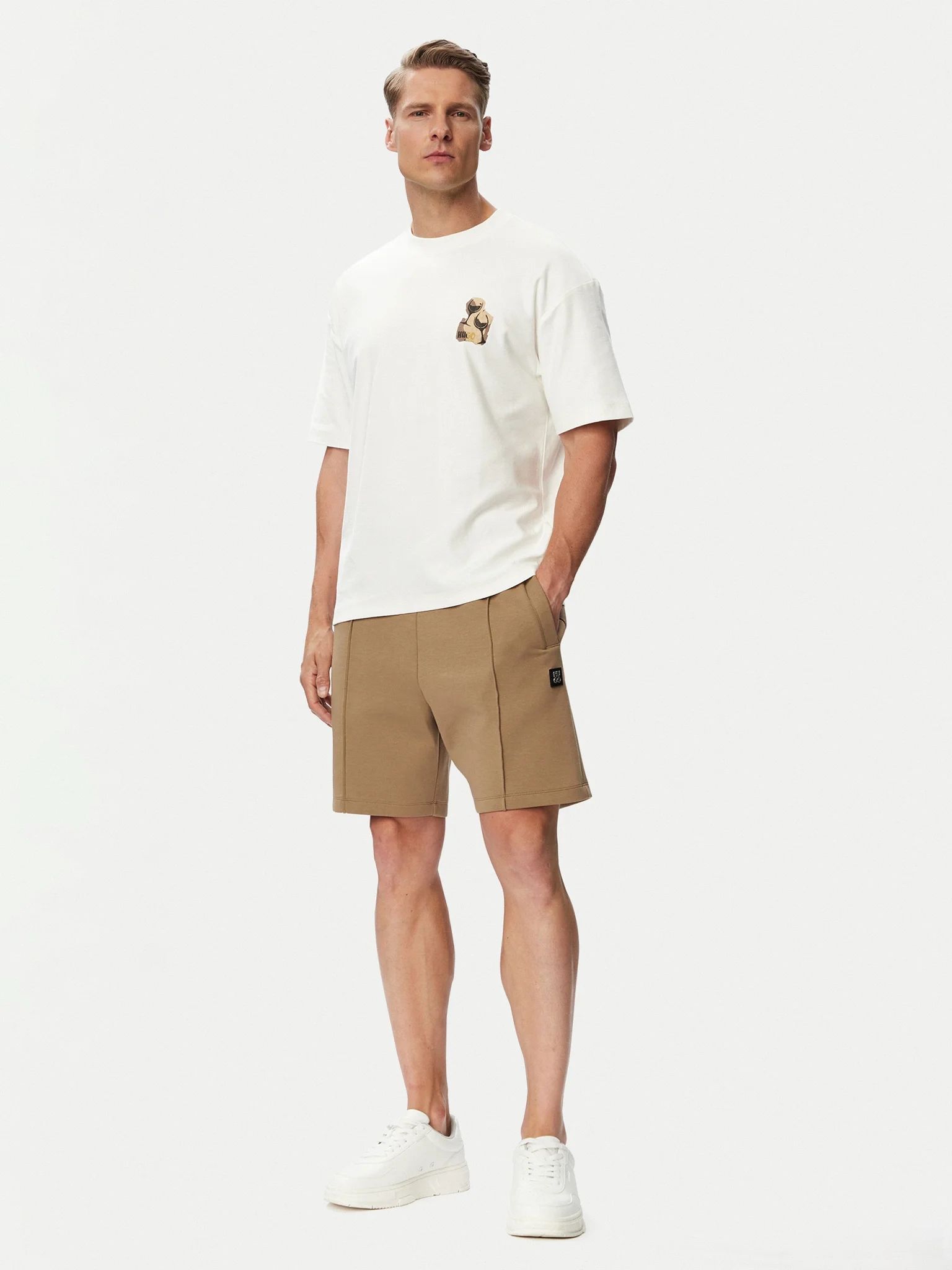 Áo thun Detzi relaxed fit