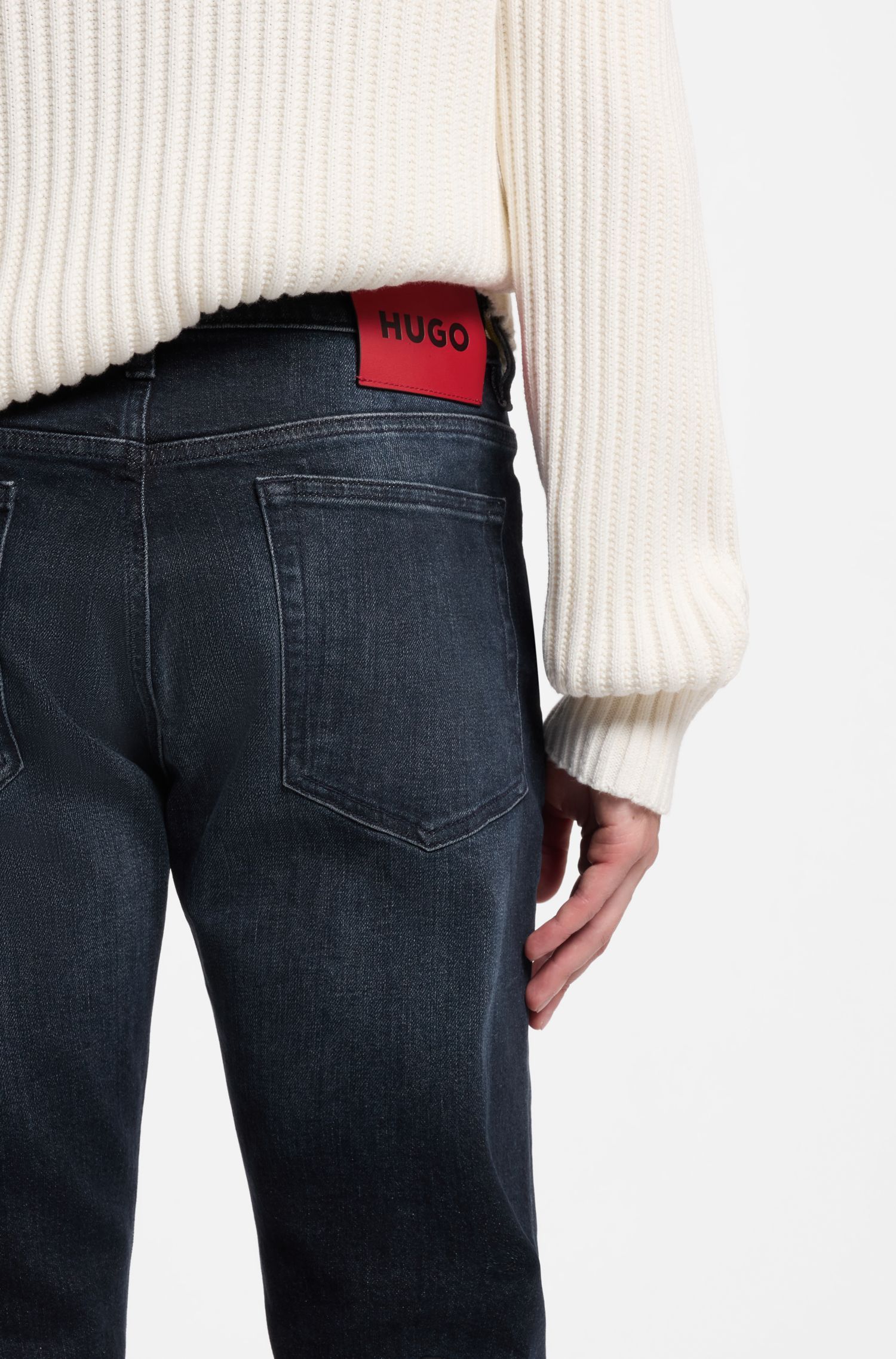 Quần jeans Hugo