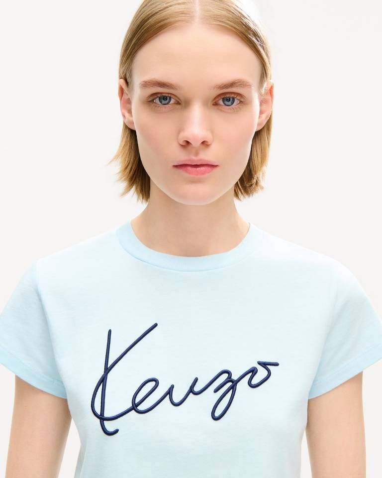 Áo thun croptop KENZO Signature thêu chữ ký, chất liệu cotton.