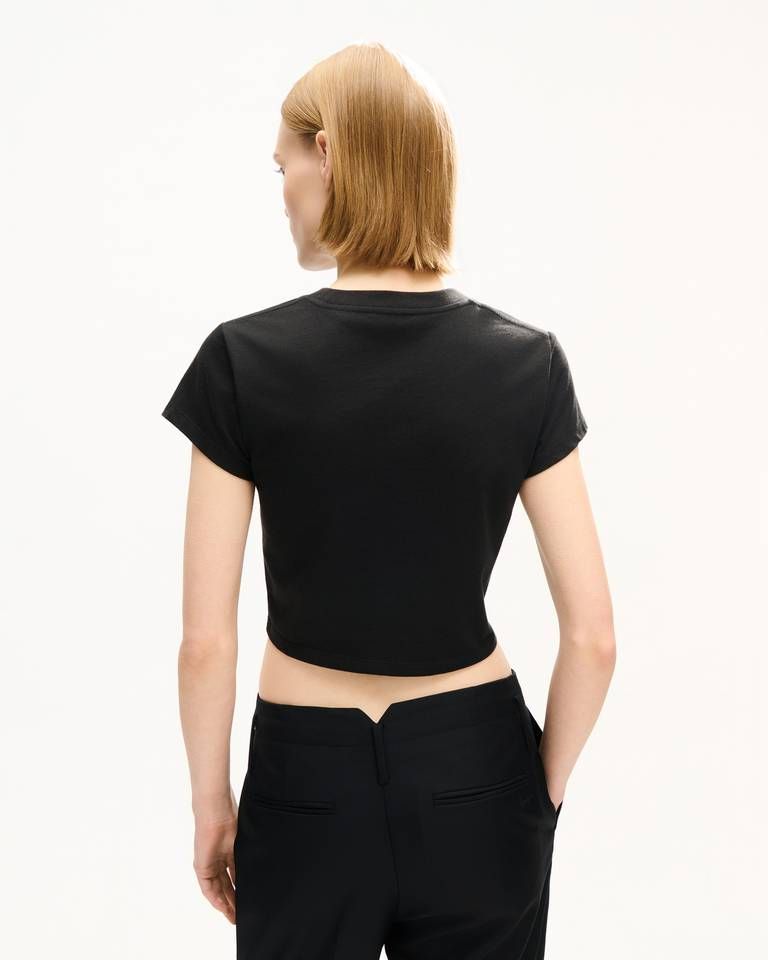 Áo thun croptop KENZO Signature thêu chữ ký, chất liệu cotton.