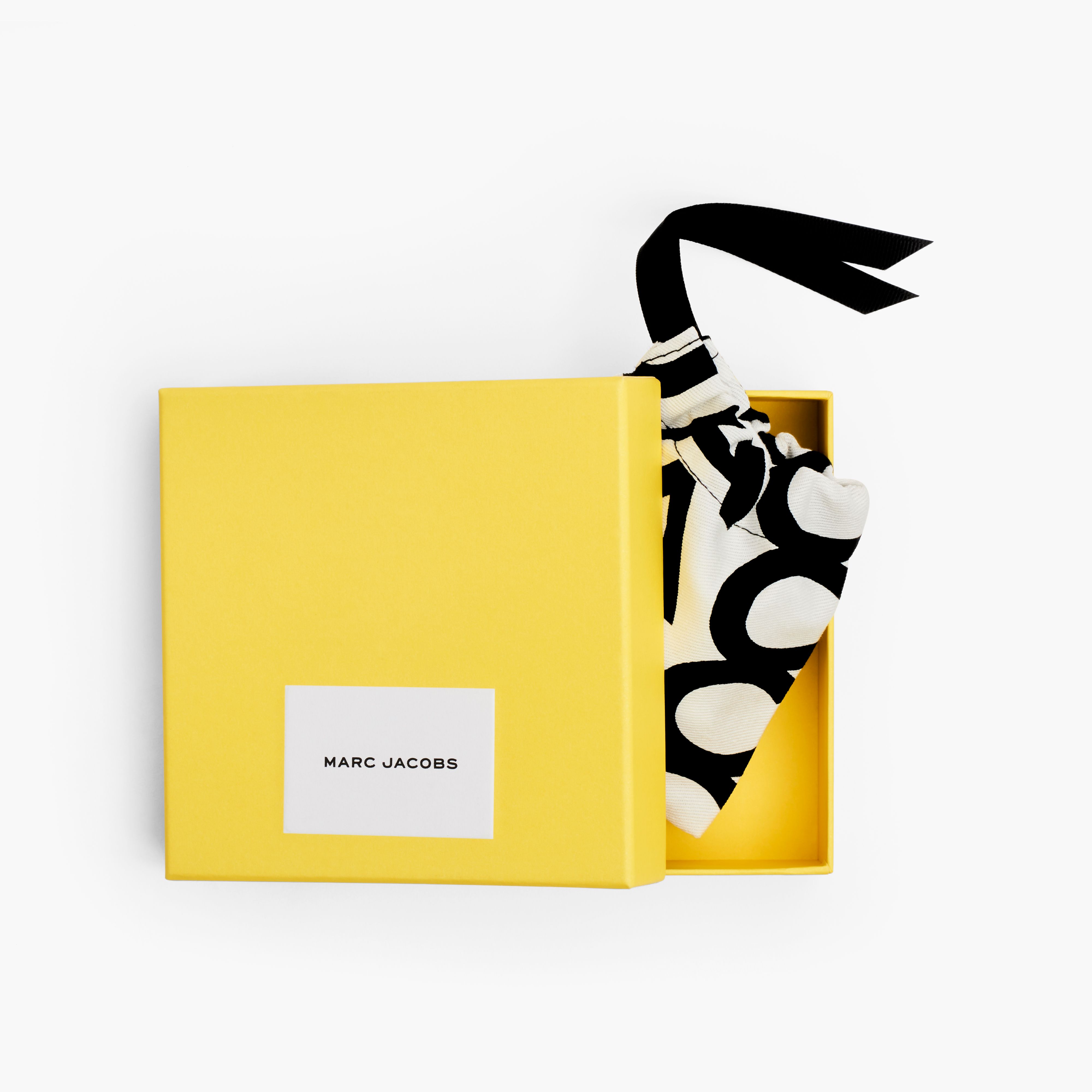 Marc Jacobs - Vòng tay The Mini Icon Charm