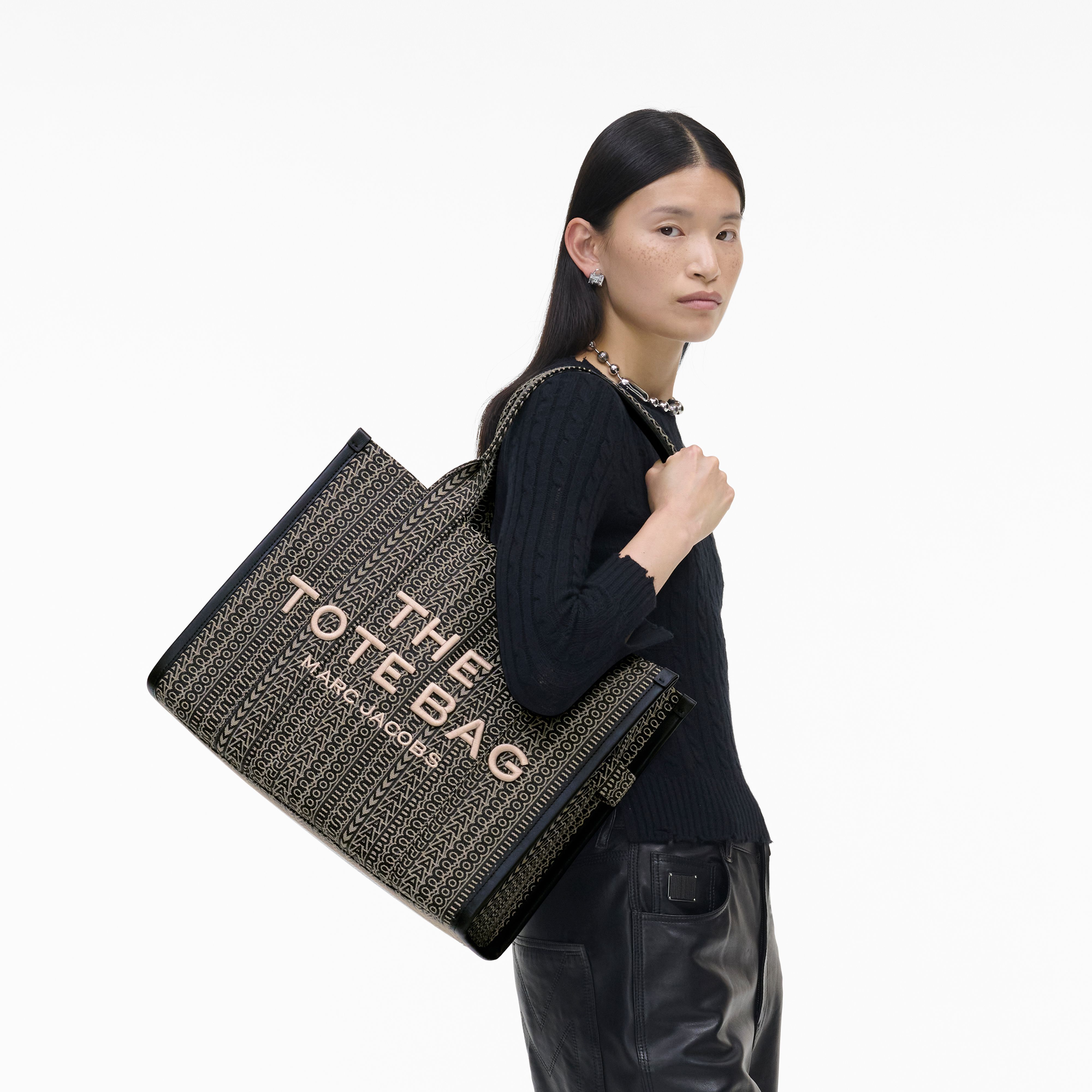Marc Jacobs - Túi tote The Monogram Jacquard Large