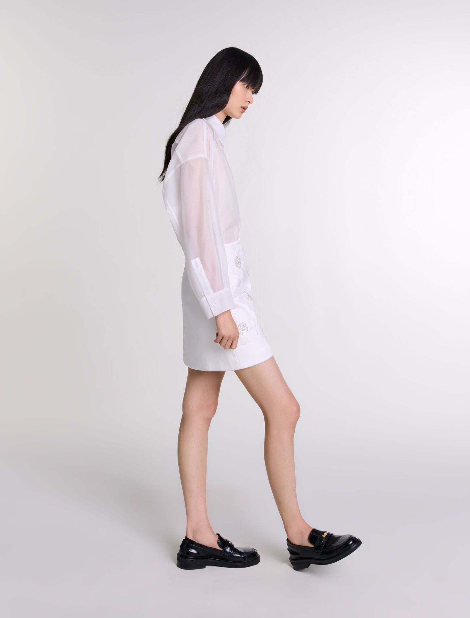 Maje - Chân váy ngắn satin họa tiết bông hoa