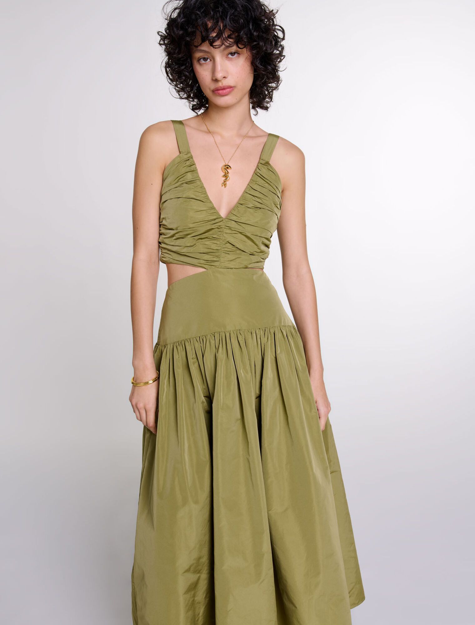 Maje - Đầm dài maxi taffeta cổ V cut-out