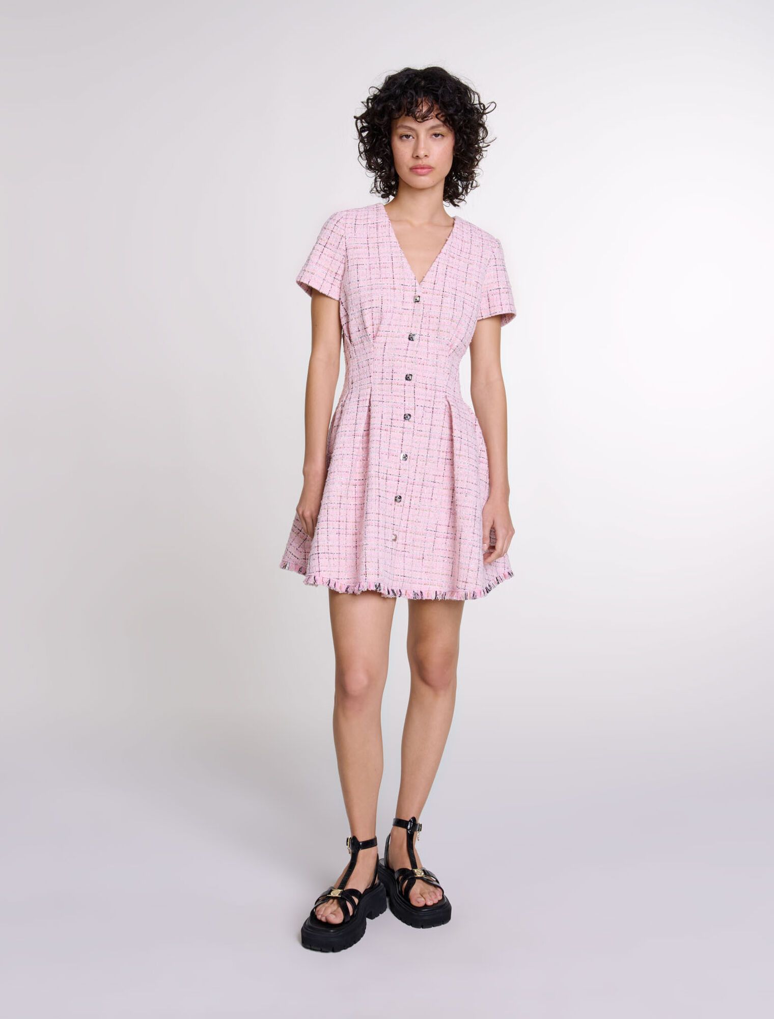 Maje - Đầm ngắn tweed ôm eo viền tua rua
