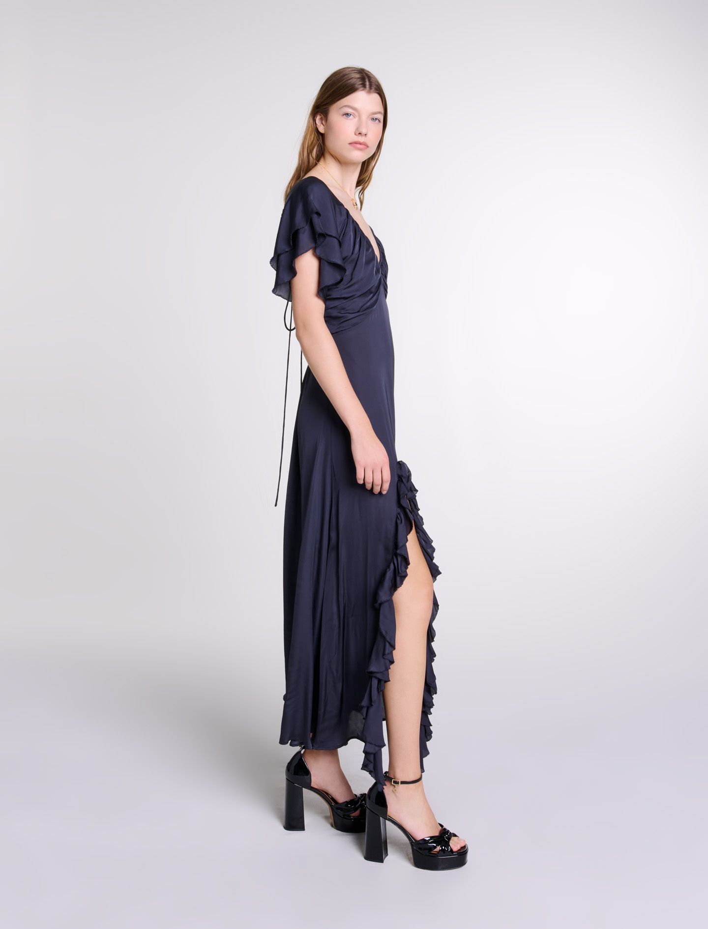 Maje - Đầm dài cổ V chi tiết xếp bèo