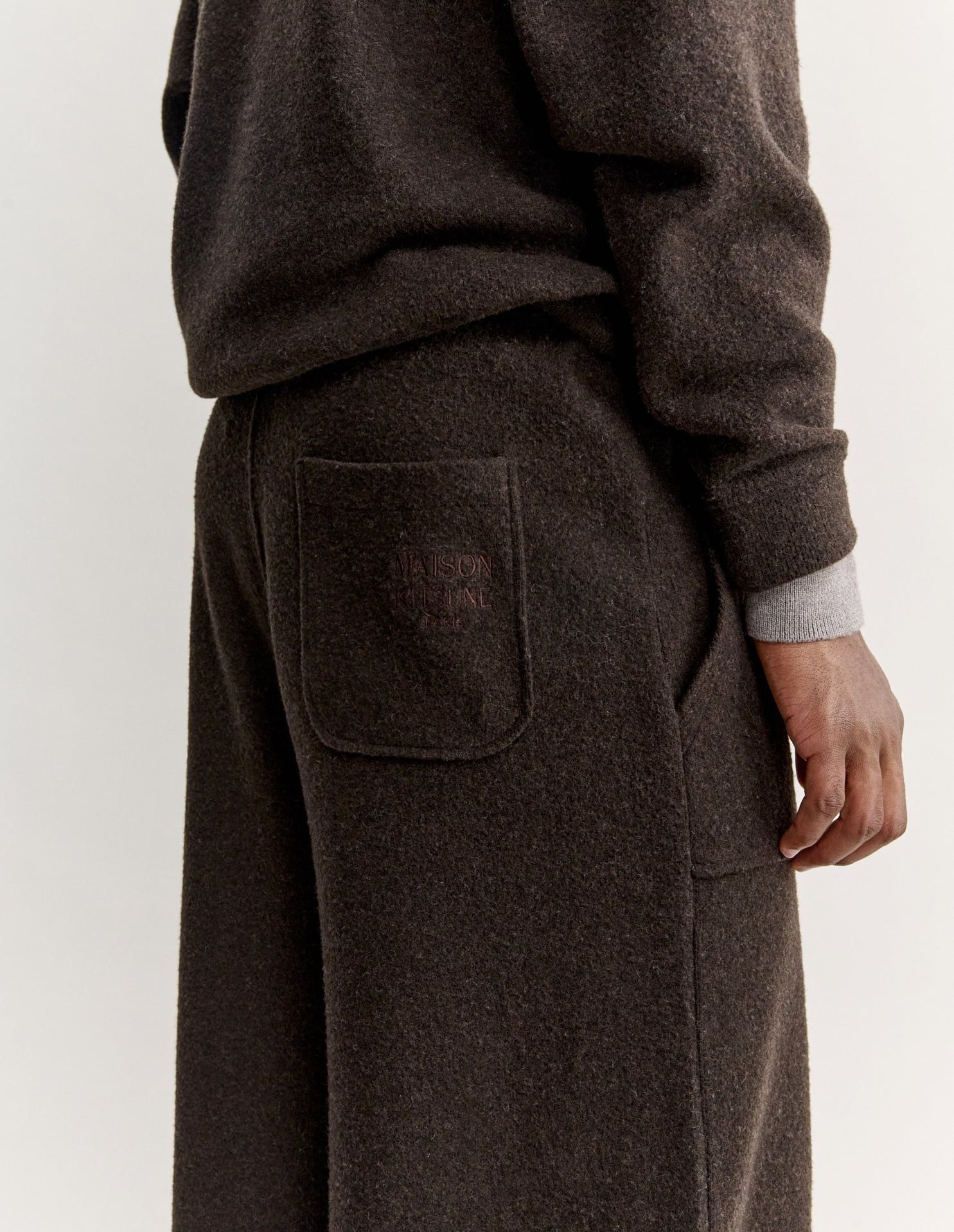 Quần jogger nam nỉ pha len ống rộng dáng comfort