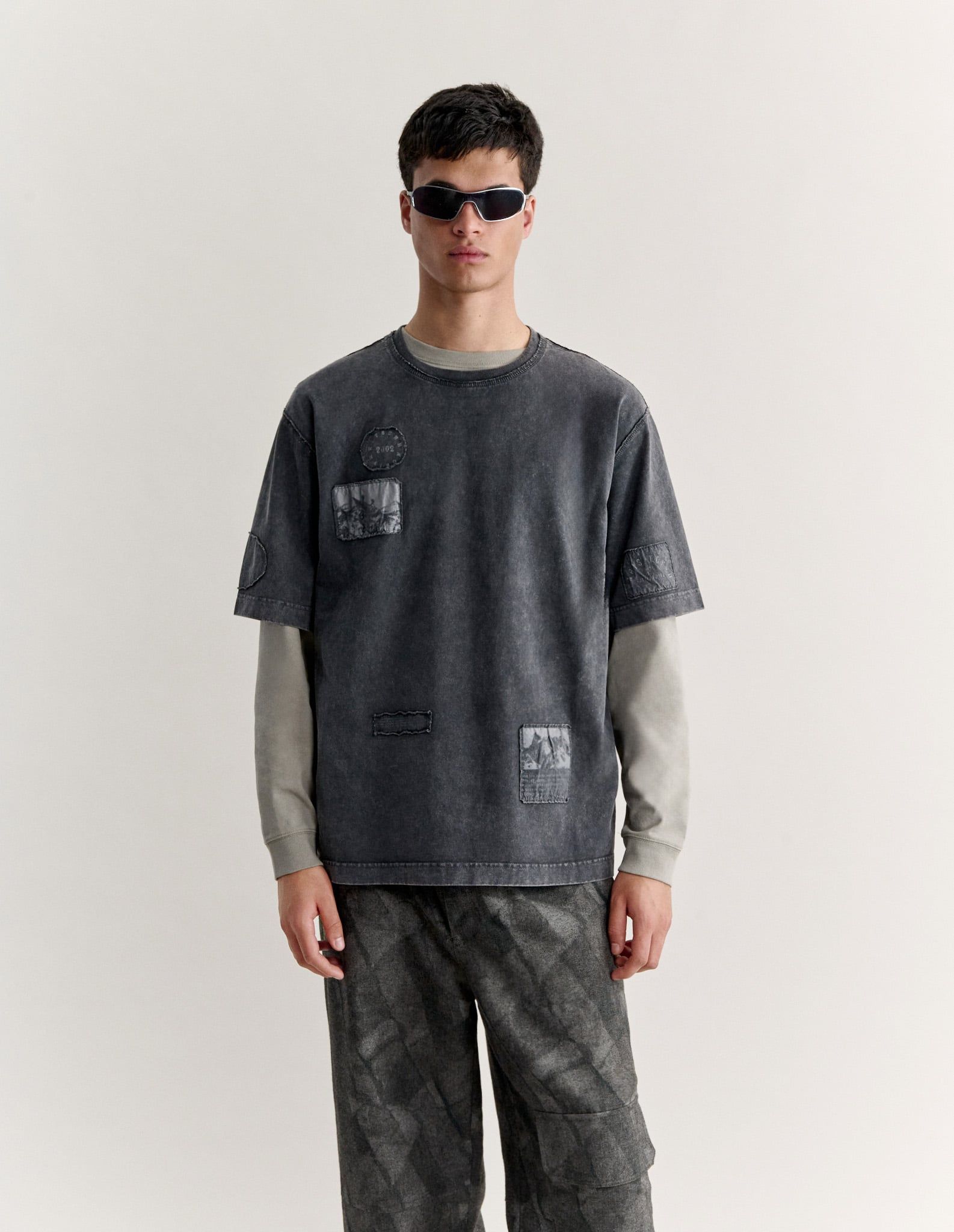 Áo thun nam Shadow Print phai màu dáng oversize