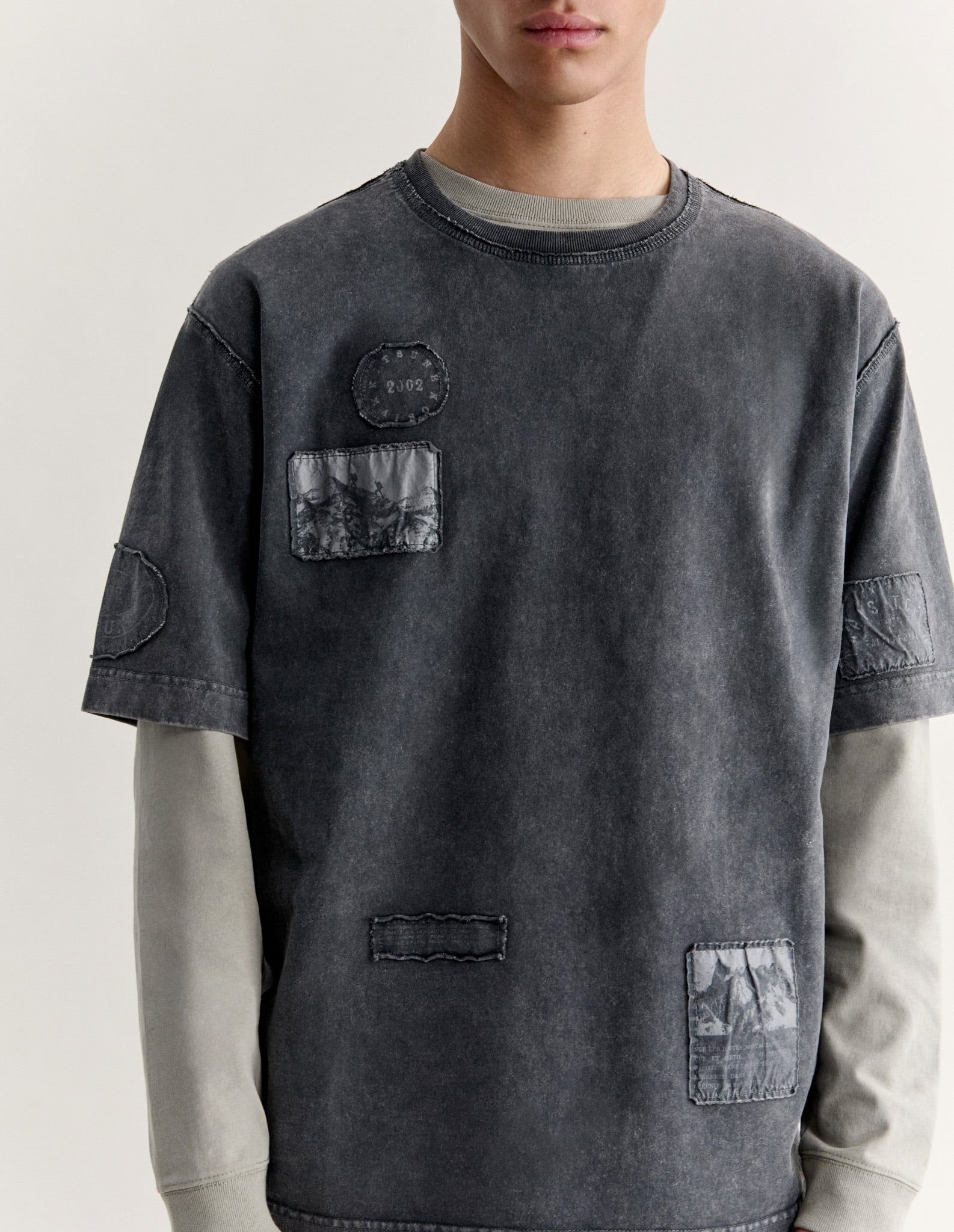 Áo thun nam Shadow Print phai màu dáng oversize