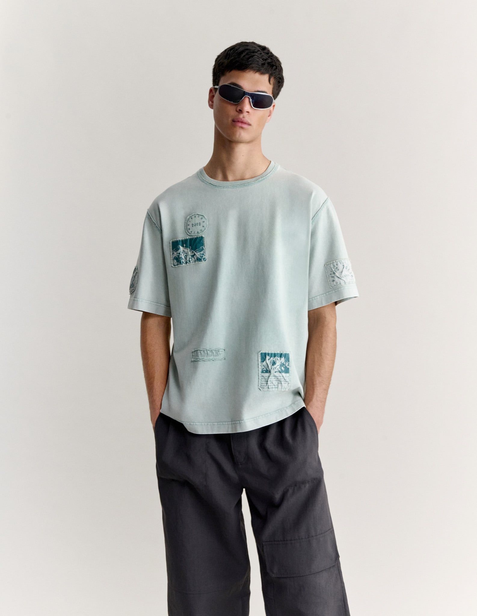 Áo thun nam Shadow Print phai màu dáng oversize