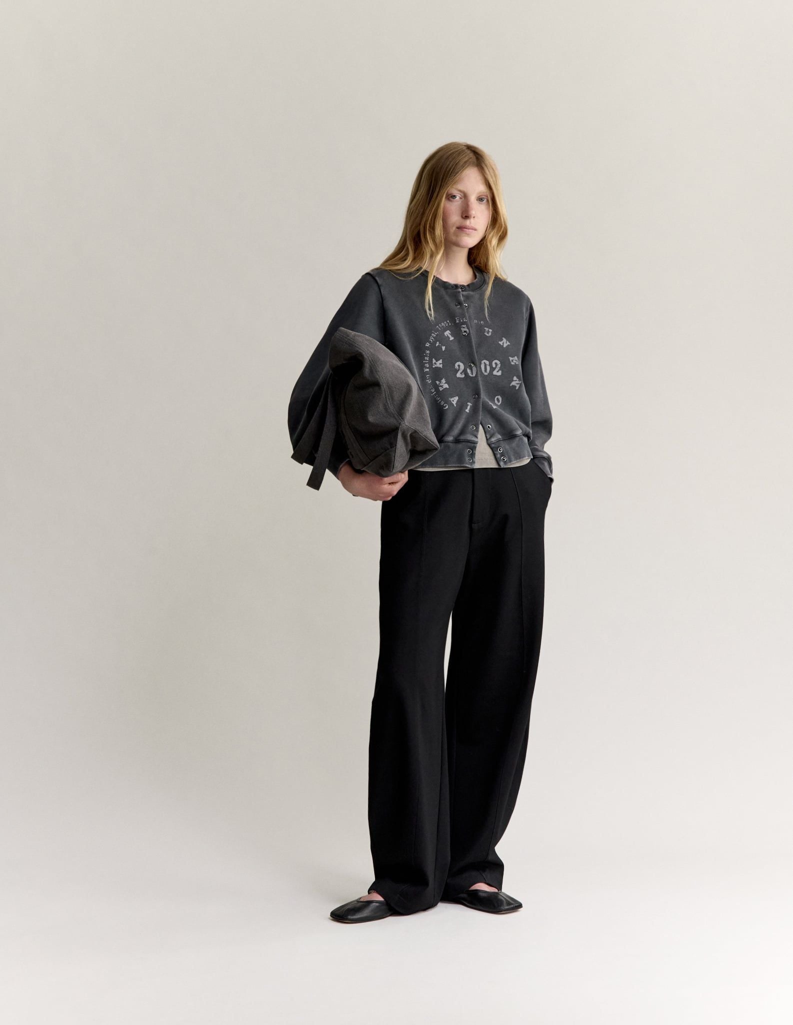 Áo cardigan nữ Circle Stamp nỉ phai màu