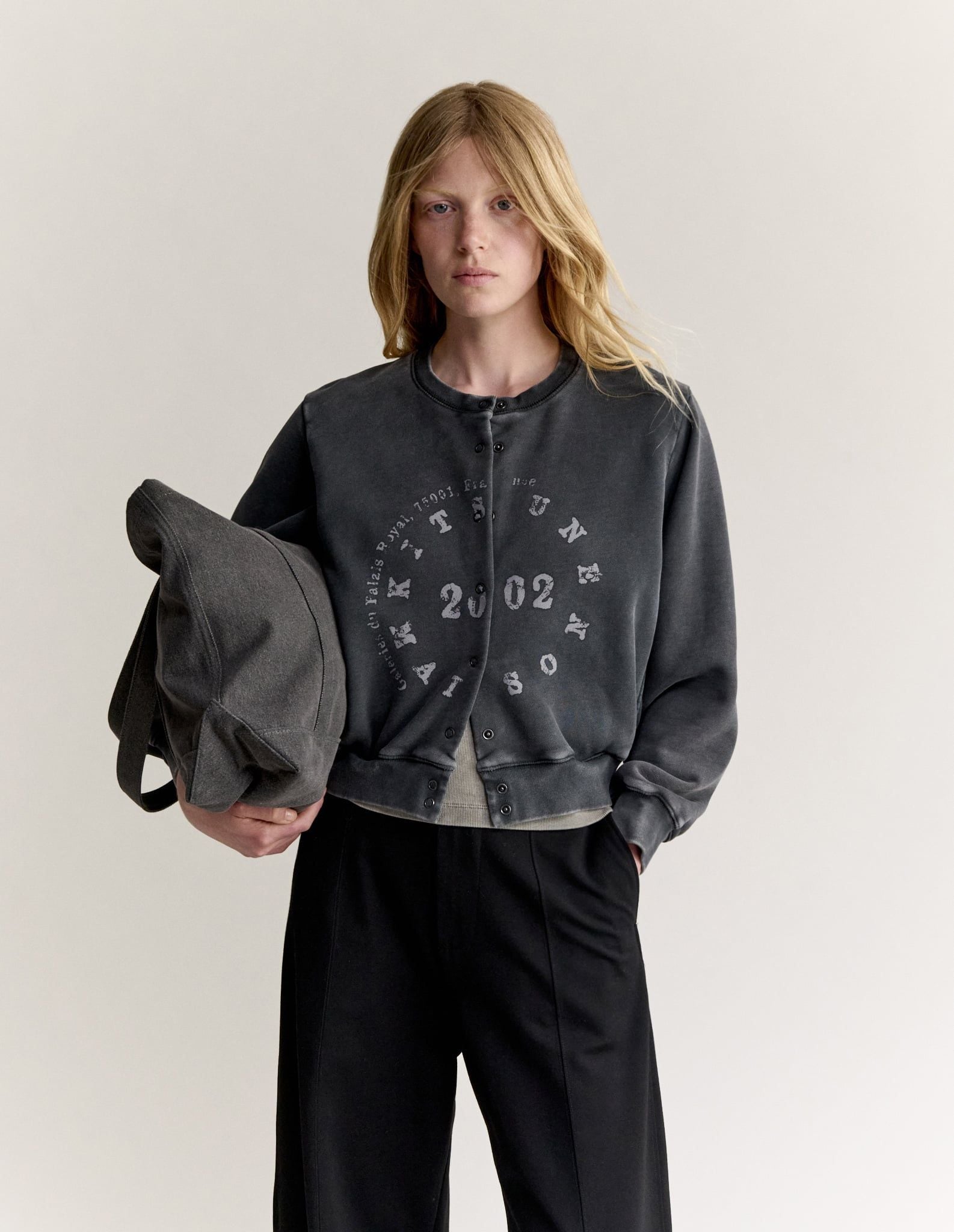 Áo cardigan nữ Circle Stamp nỉ phai màu