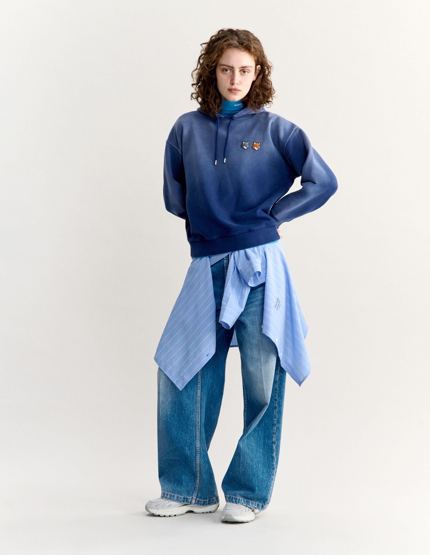 Áo hoodie nữ Double Fox Head dáng comfort