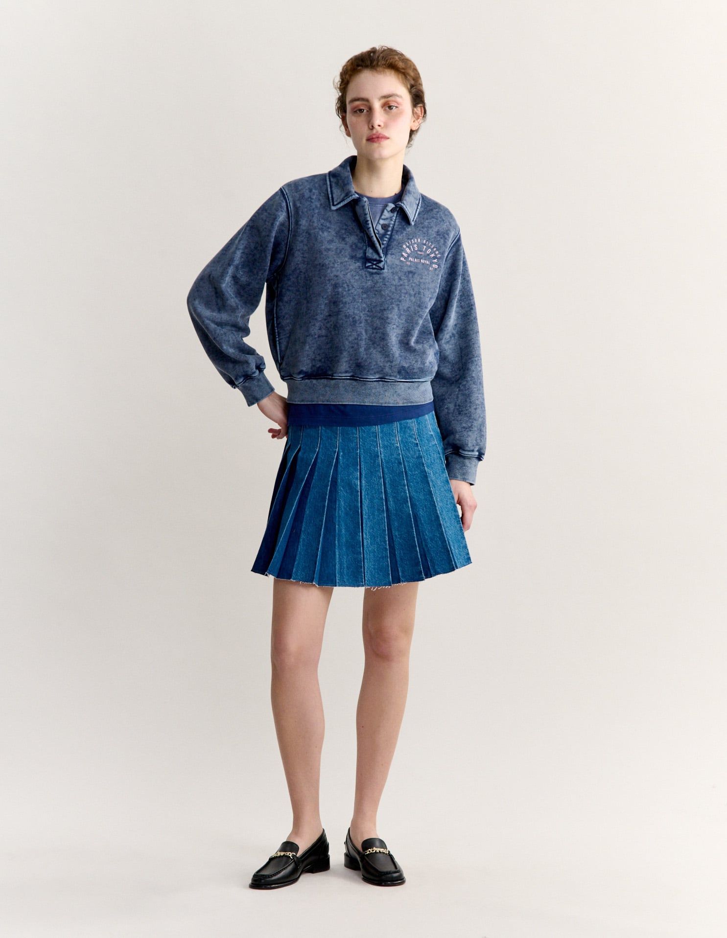 Áo sweatshirt polo nữ College dáng cropped