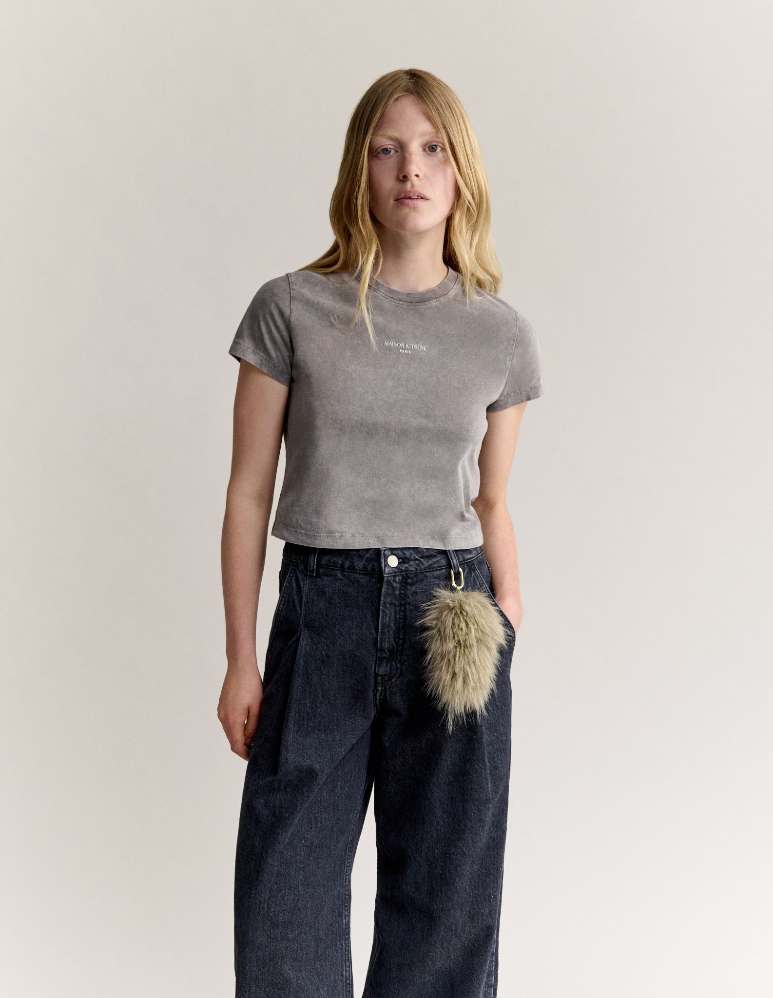 Áo thun nữ Maison Kitsuné Paris dáng baby