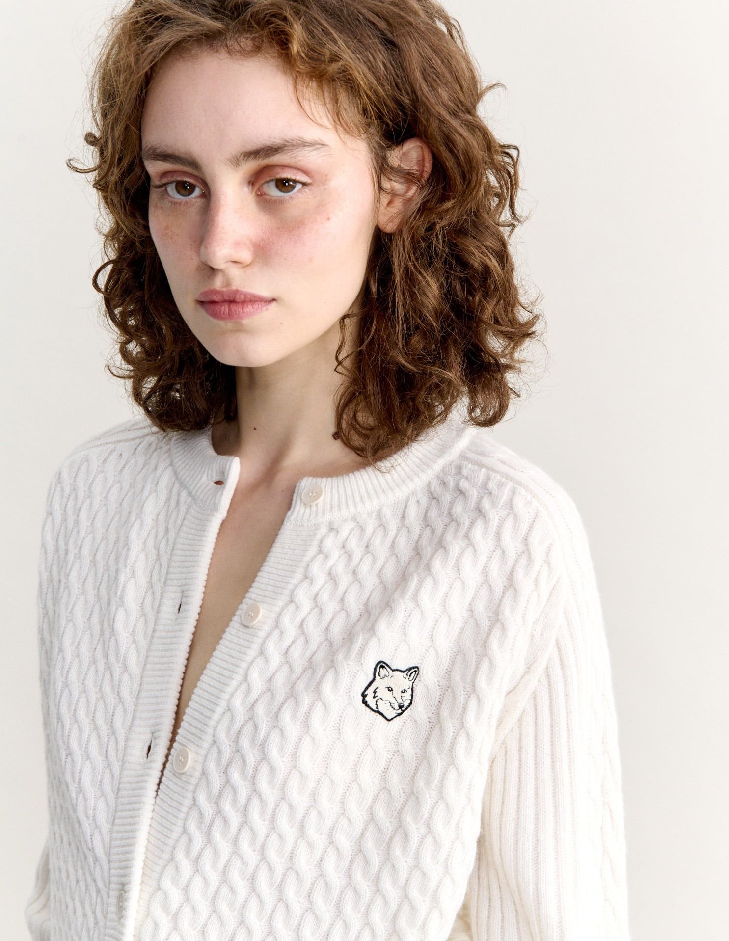 Áo cardigan nữ Fox Head đan  dáng ôm