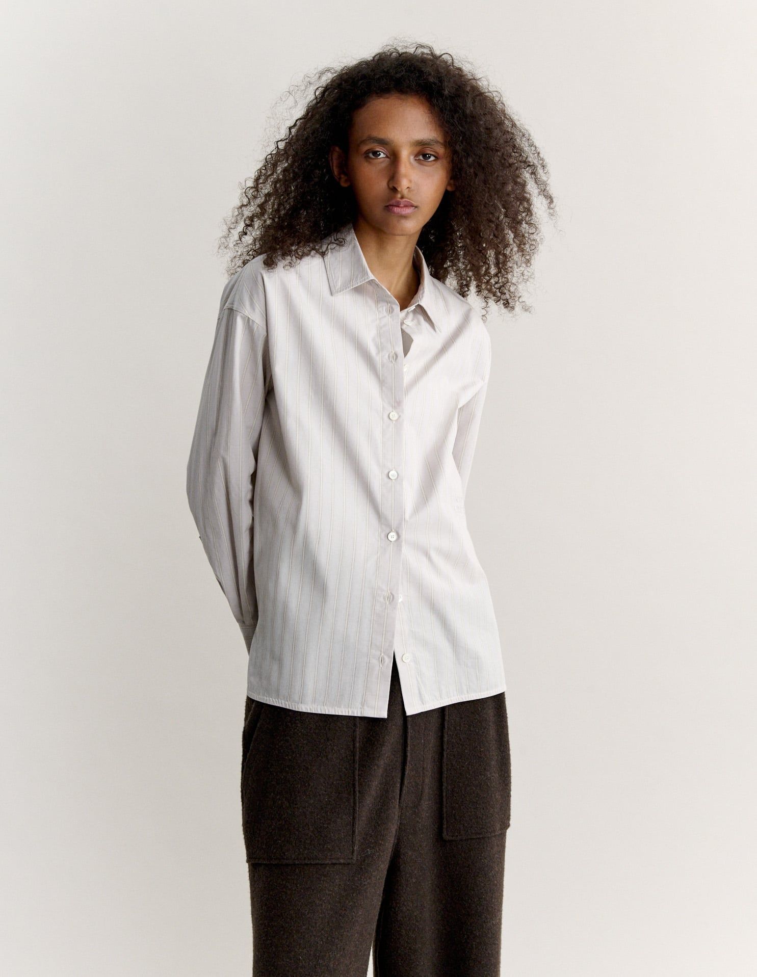 Áo sơ mi nữ sọc cotton poplin dáng casual