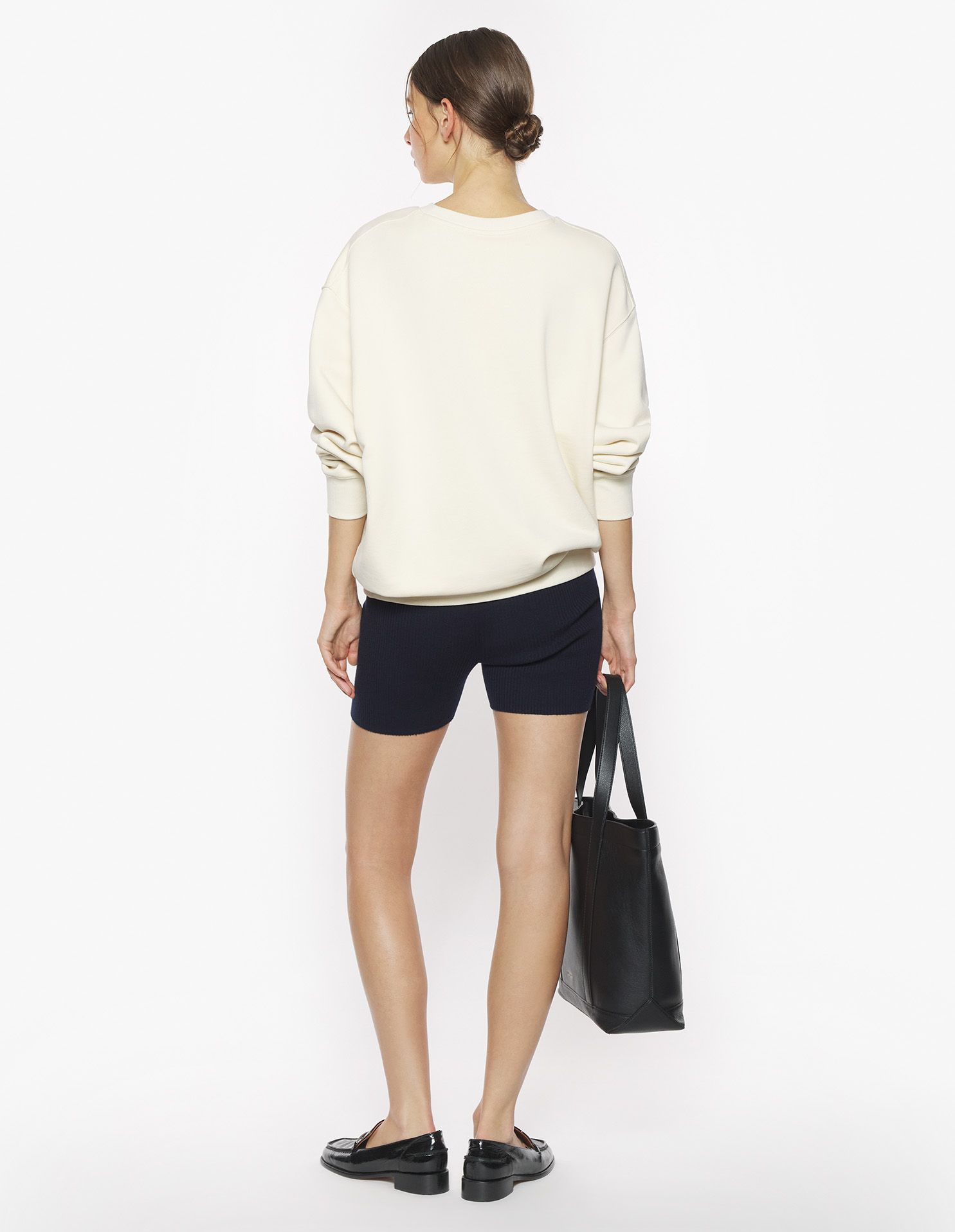 Áo nỉ Baby Fox Patch dáng Oversize