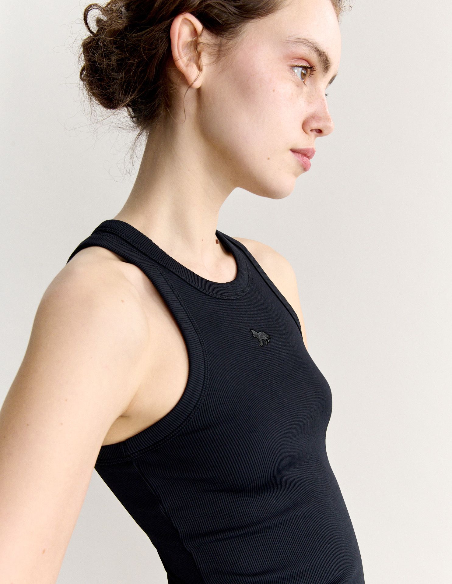 Maison Kitsuné - Áo tank top nữ Baby Fox dáng fitted