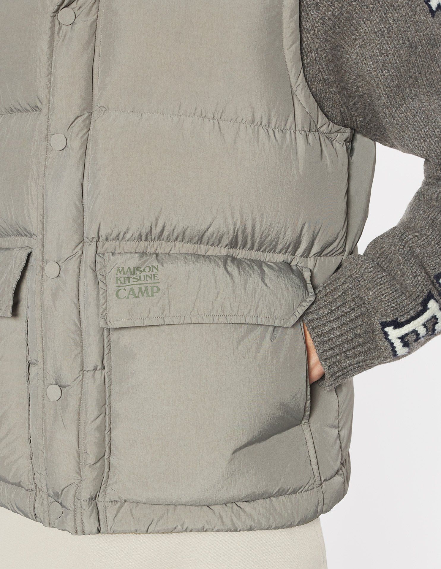 Maison Kitsuné - Áo phao không tay dáng Comfort