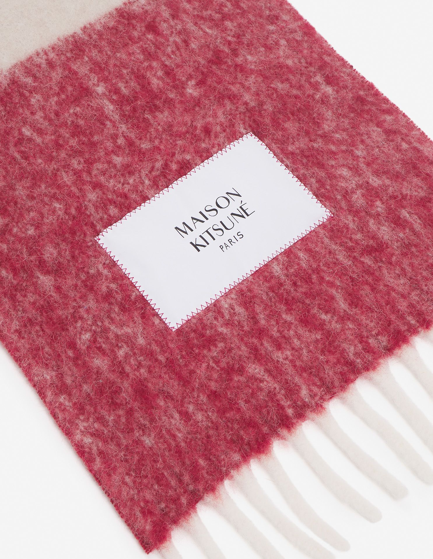 Maison Kitsuné - Khăn len Alpaca