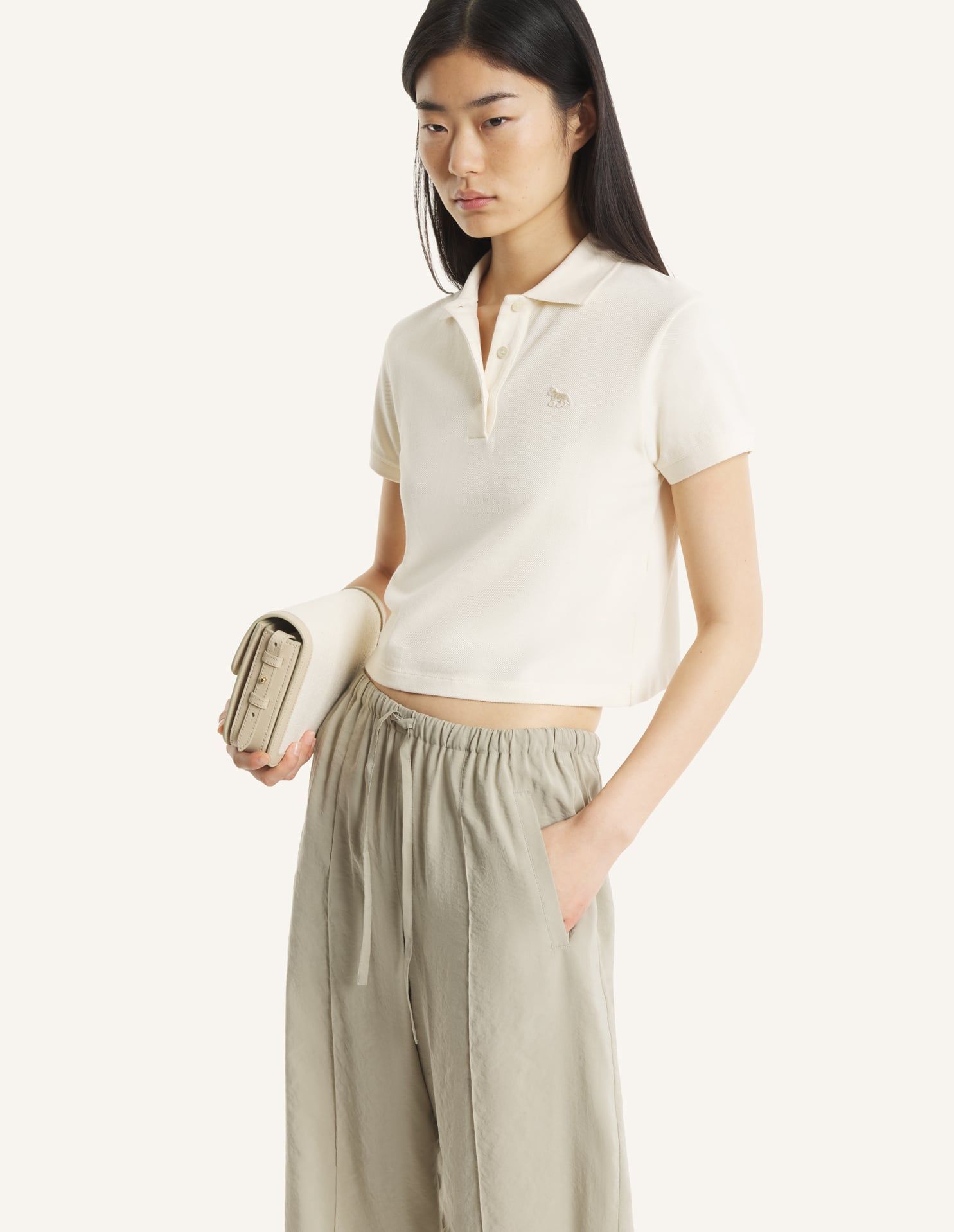 Maison Kitsuné - Áo polo nữ Baby Fox dáng Cropped